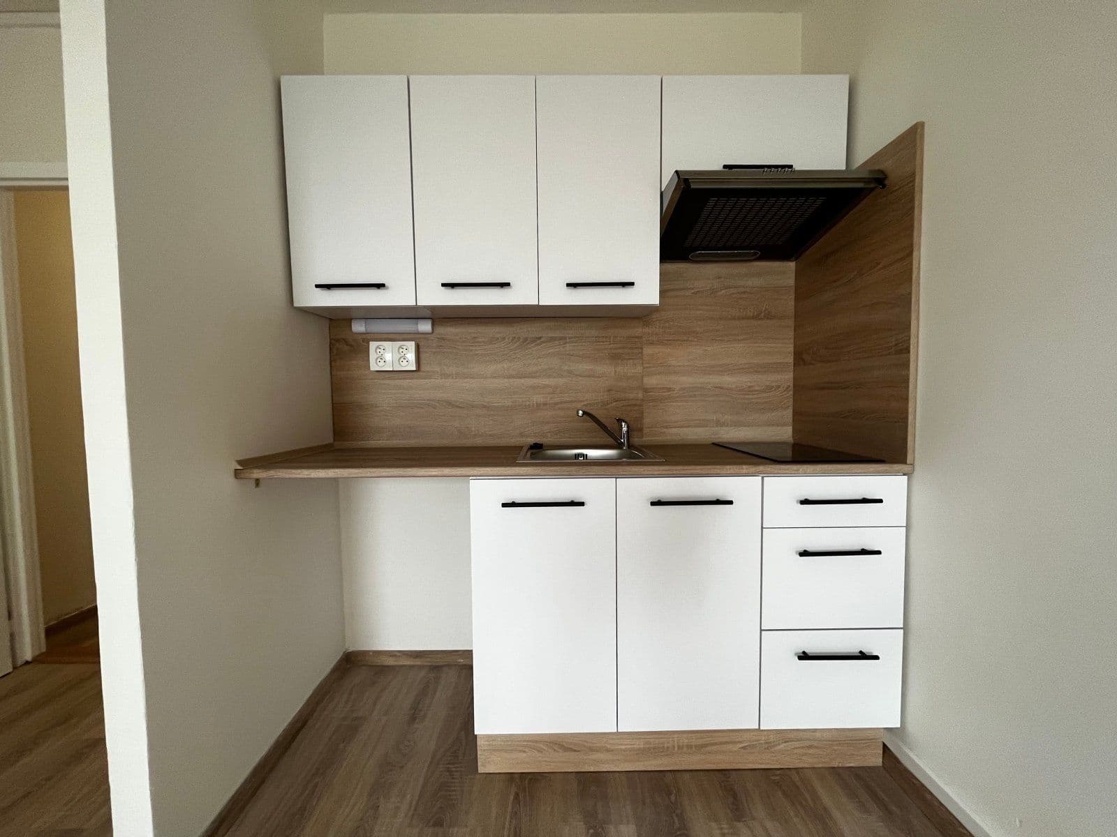 Pronájem bytu 1+kk 27 m², Masarykova třída, Orlová, Moravskoslezský kraj Pronájem bytu 1+kk 27 m², Masarykova třída, Orlová, Moravskoslezský kraj