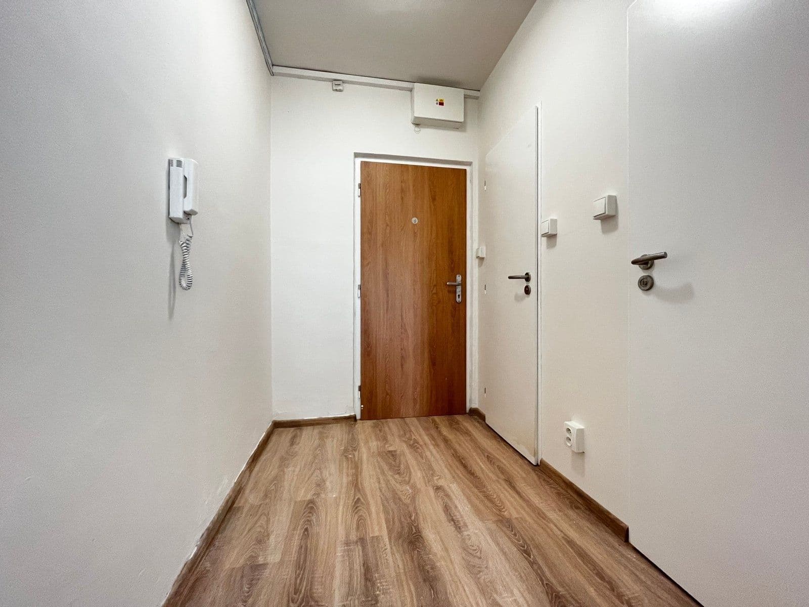 Pronájem bytu 1+kk 27 m², Masarykova třída, Orlová, Moravskoslezský kraj Pronájem bytu 1+kk 27 m², Masarykova třída, Orlová, Moravskoslezský kraj