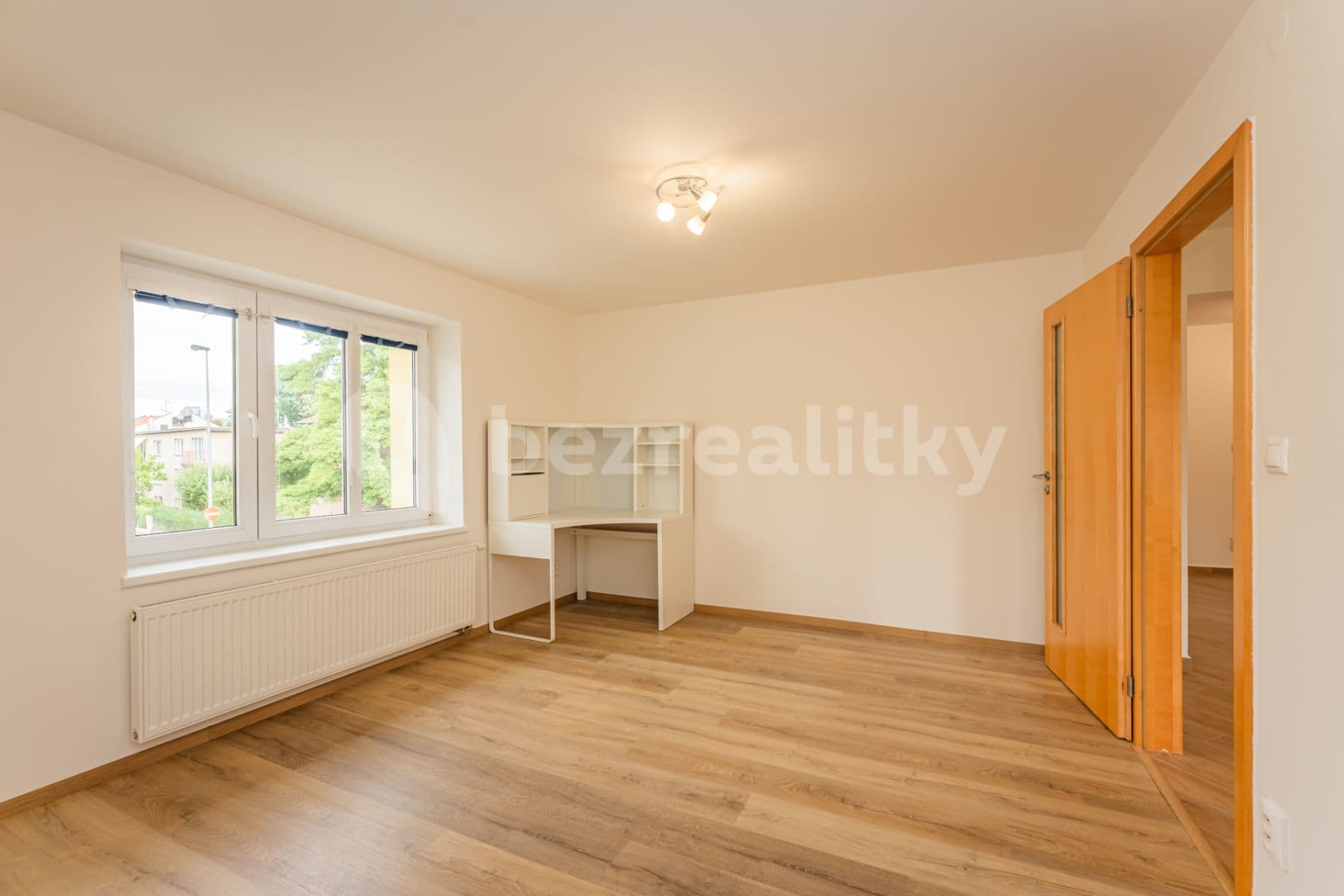 Pronájem bytu 3+1 398 m², V Rybníčkách, Praha, Praha Pronájem bytu 3+1 398 m², V Rybníčkách, Praha, Praha