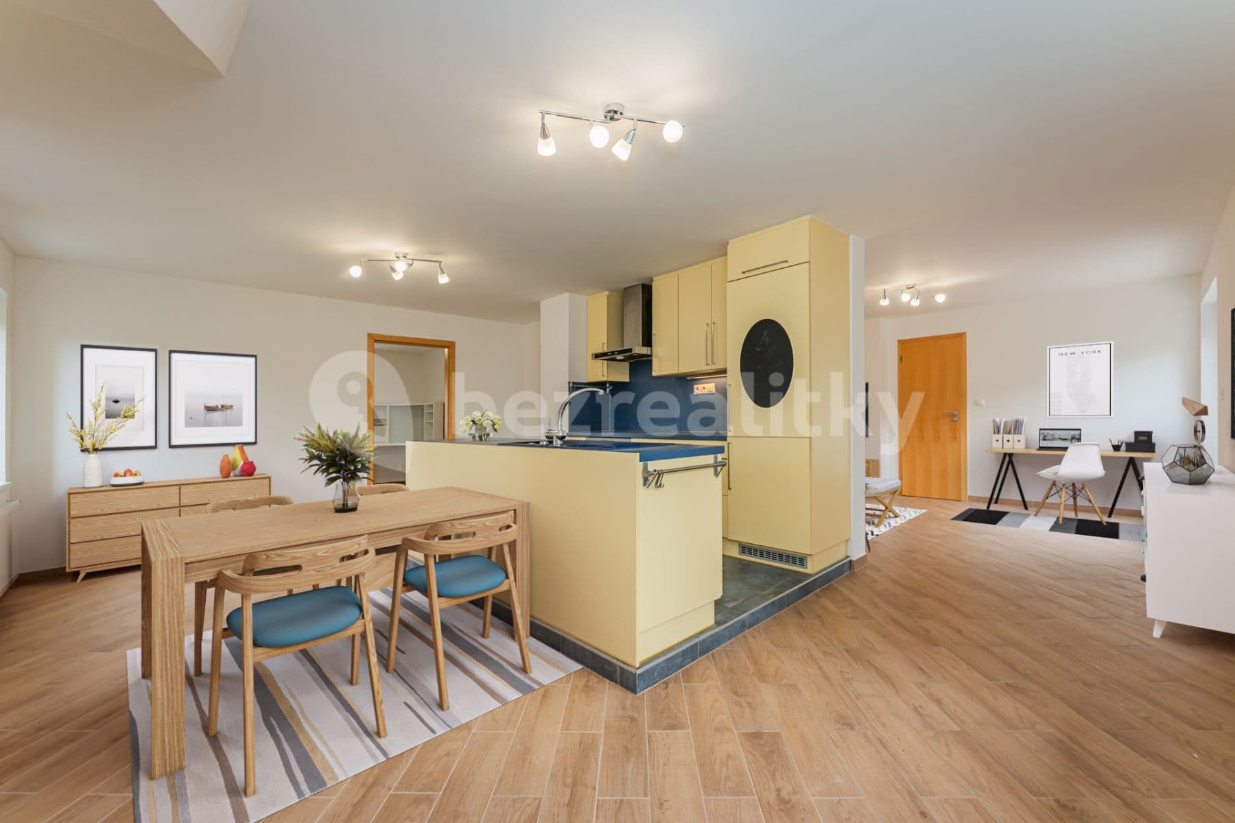 Pronájem bytu 3+1 398 m², V Rybníčkách, Praha, Praha Pronájem bytu 3+1 398 m², V Rybníčkách, Praha, Praha