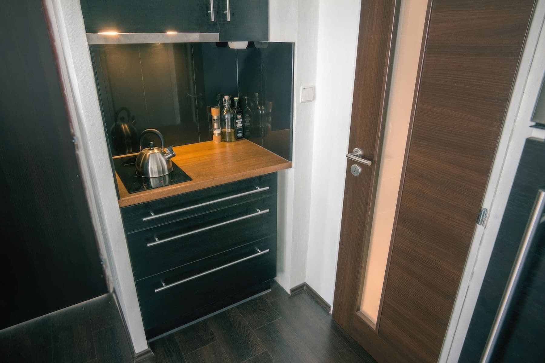 Pronájem bytu Garsoniéra 27 m², V Hůrkách, Praha, Praha Pronájem bytu Garsoniéra 27 m², V Hůrkách, Praha, Praha