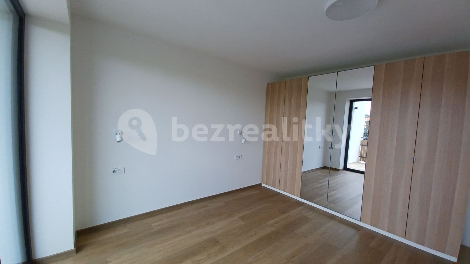 Pronájem bytu 2+1 57 m², Veverské Knínice, Jihomoravský kraj Pronájem bytu 2+1 57 m², Veverské Knínice, Jihomoravský kraj