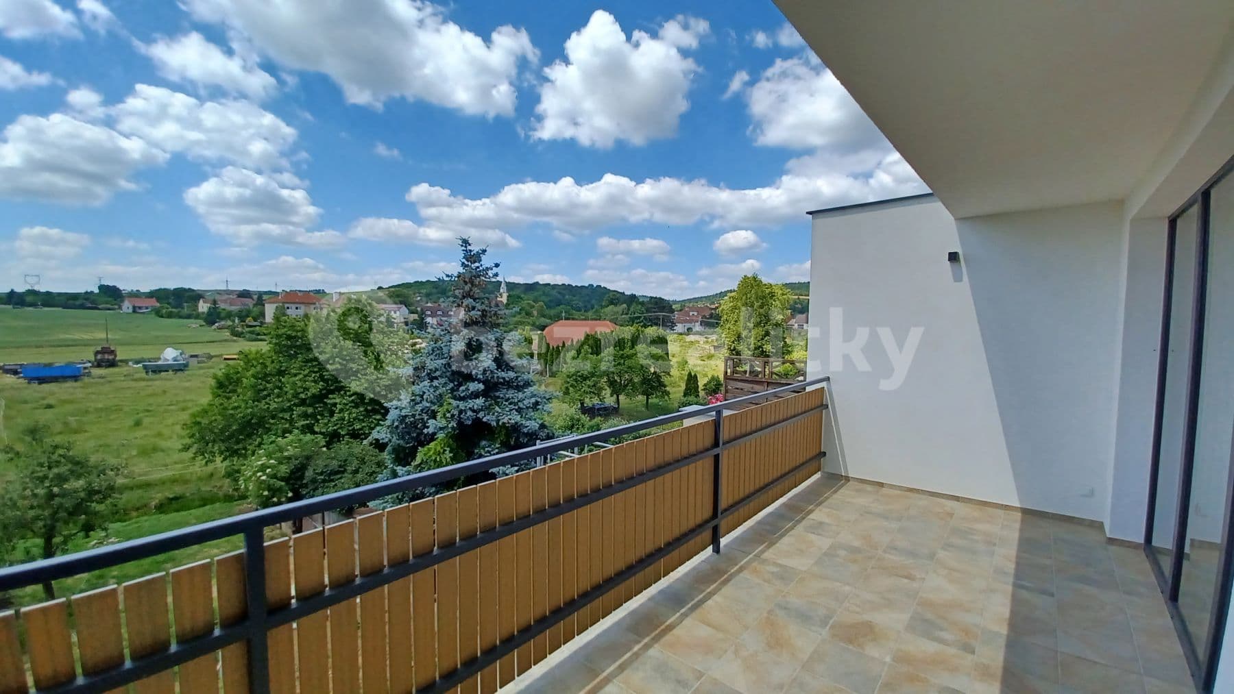 Pronájem bytu 2+1 57 m², Veverské Knínice, Jihomoravský kraj Pronájem bytu 2+1 57 m², Veverské Knínice, Jihomoravský kraj