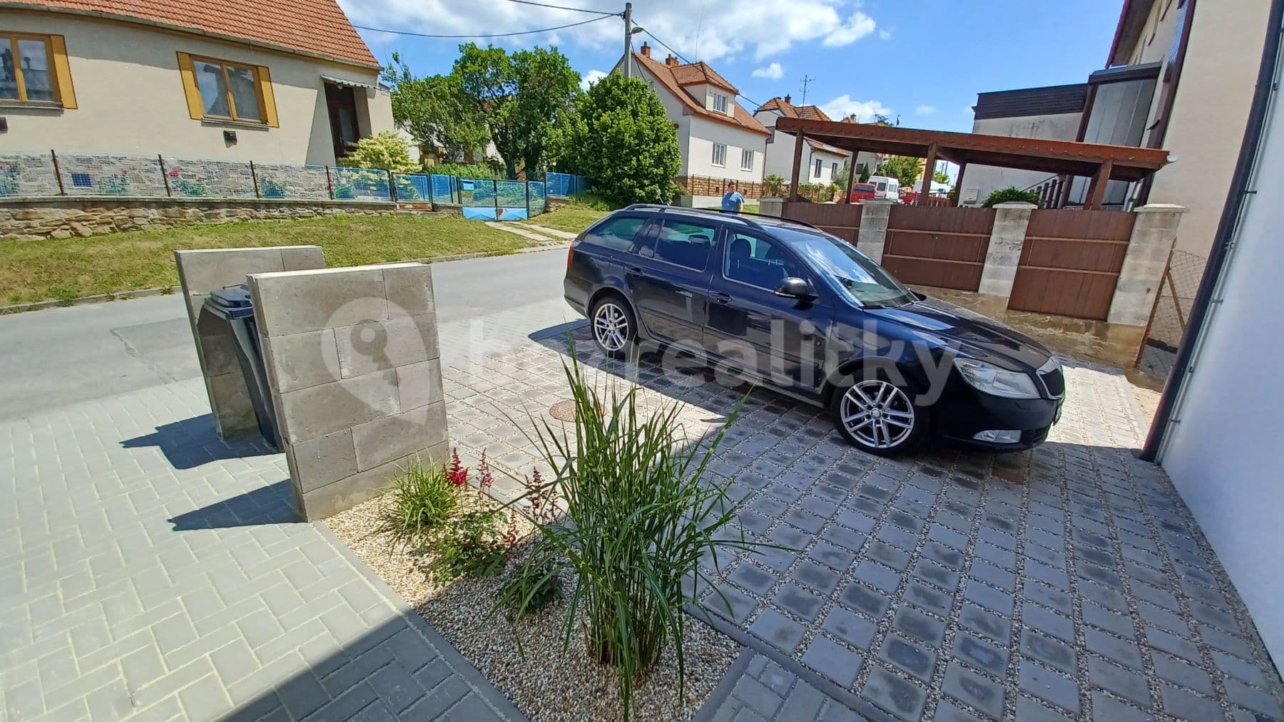 Pronájem bytu 3+kk 85 m², Veverské Knínice, Jihomoravský kraj Pronájem bytu 3+kk 85 m², Veverské Knínice, Jihomoravský kraj