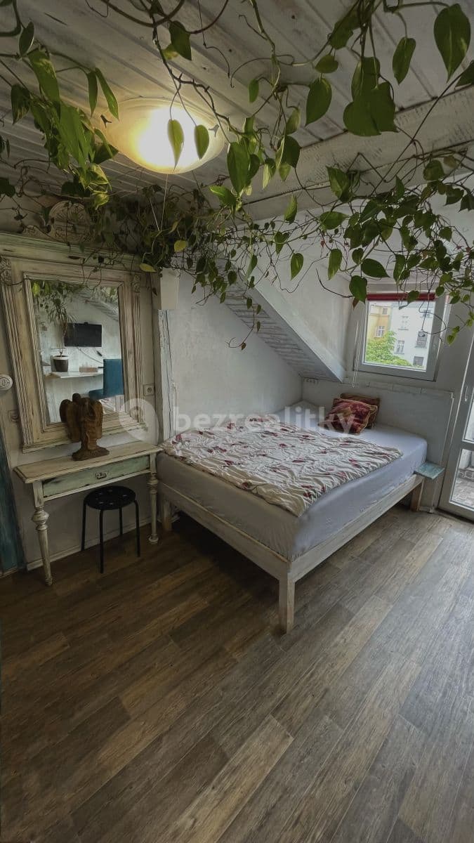 Pronájem bytu 1+1 25 m², Lublaňská, Praha, Praha Pronájem bytu 1+1 25 m², Lublaňská, Praha, Praha