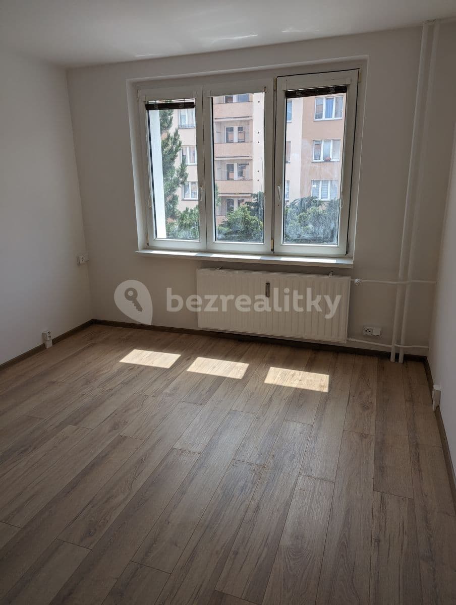 Pronájem bytu 3+kk 55 m², Jelínkova, Sokolov, Karlovarský kraj Pronájem bytu 3+kk 55 m², Jelínkova, Sokolov, Karlovarský kraj