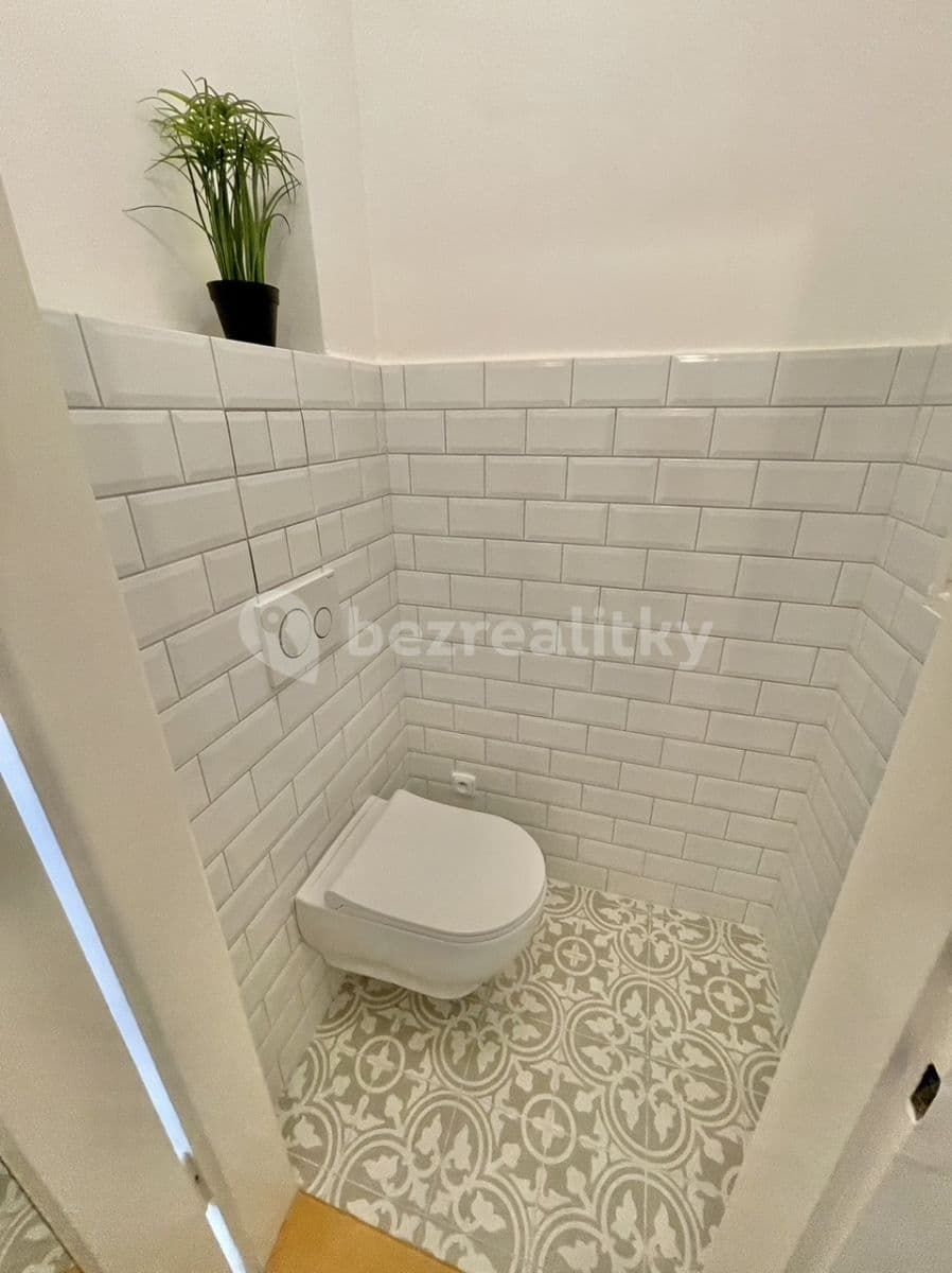 Pronájem bytu Garsoniéra 28 m², Baranova, Praha, Praha Pronájem bytu Garsoniéra 28 m², Baranova, Praha, Praha