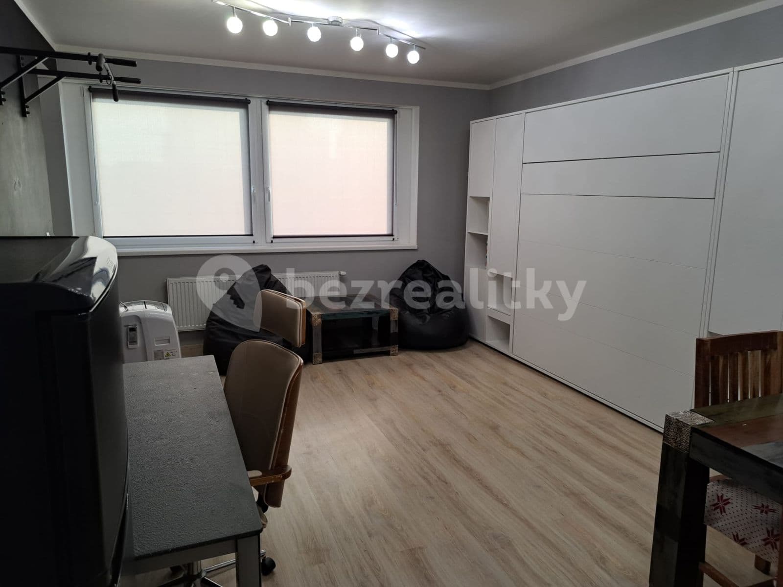 Pronájem bytu 2+kk 58 m², Tupolevova, Praha, Praha Pronájem bytu 2+kk 58 m², Tupolevova, Praha, Praha
