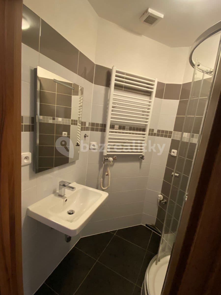 Pronájem bytu 2+kk 45 m², Žitomírská, Praha, Praha Pronájem bytu 2+kk 45 m², Žitomírská, Praha, Praha