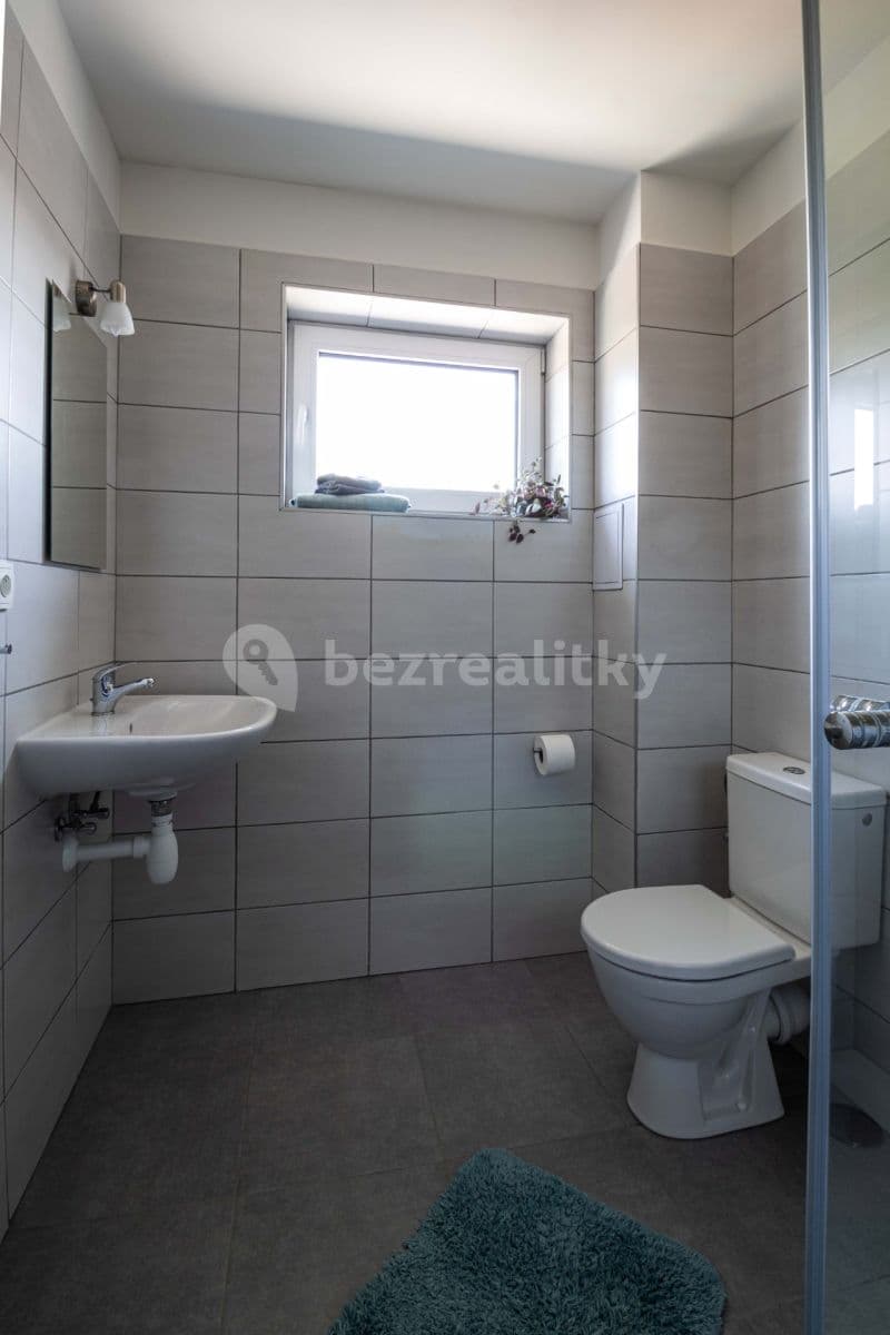 Pronájem bytu 1+kk 29 m², Sadská, Praha, Praha Pronájem bytu 1+kk 29 m², Sadská, Praha, Praha