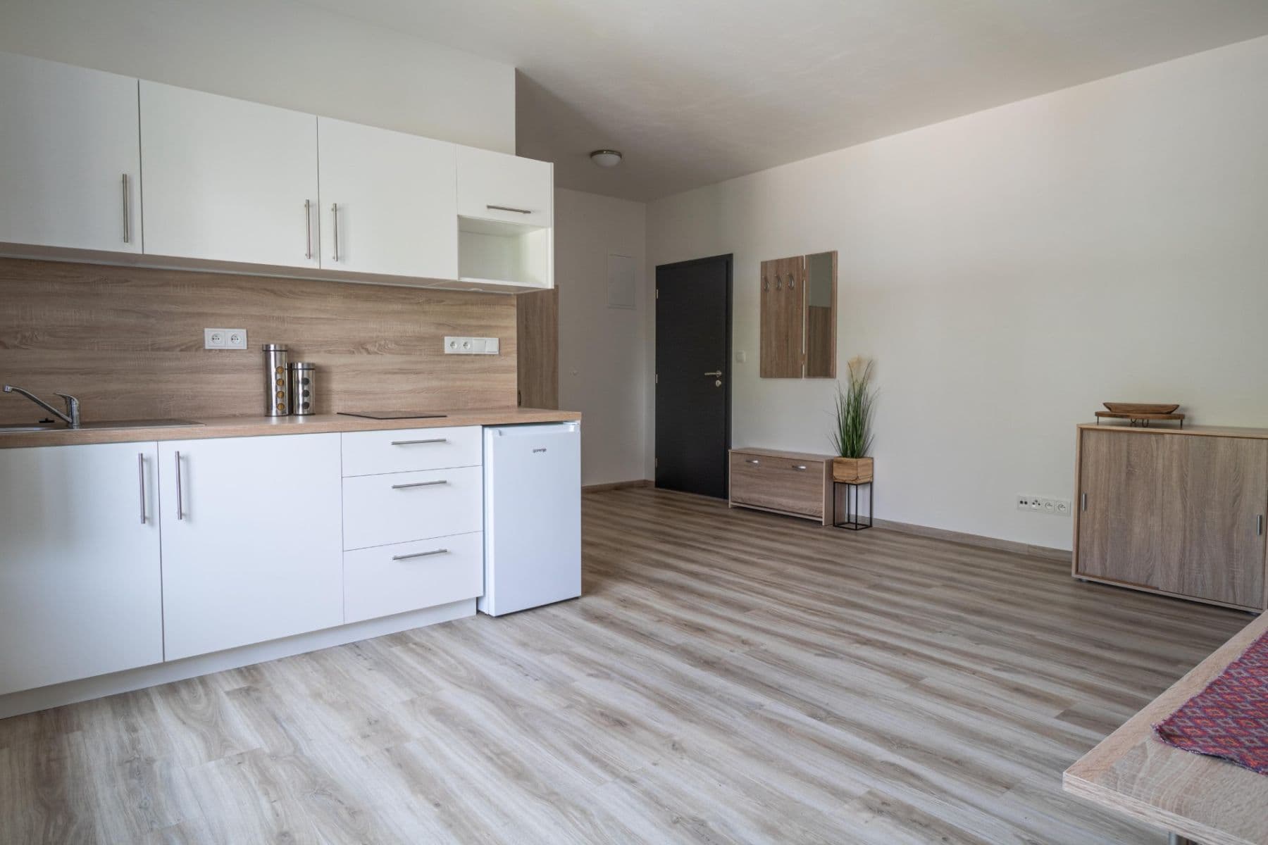 Pronájem bytu 1+kk 29 m², Sadská, Praha, Praha Pronájem bytu 1+kk 29 m², Sadská, Praha, Praha