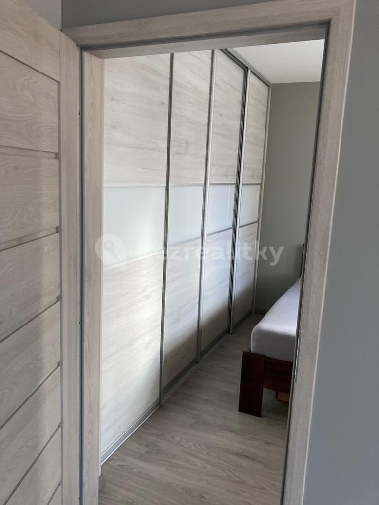 Pronájem bytu 2+1 54 m², Muškátová, Pezinok, Bratislavský kraj Pronájem bytu 2+1 54 m², Muškátová, Pezinok, Bratislavský kraj