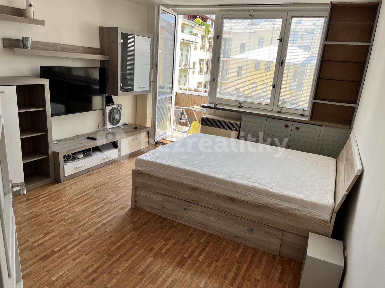 Pronájem bytu 1+kk 30 m², Balbínova, Praha, Praha Pronájem bytu 1+kk 30 m², Balbínova, Praha, Praha
