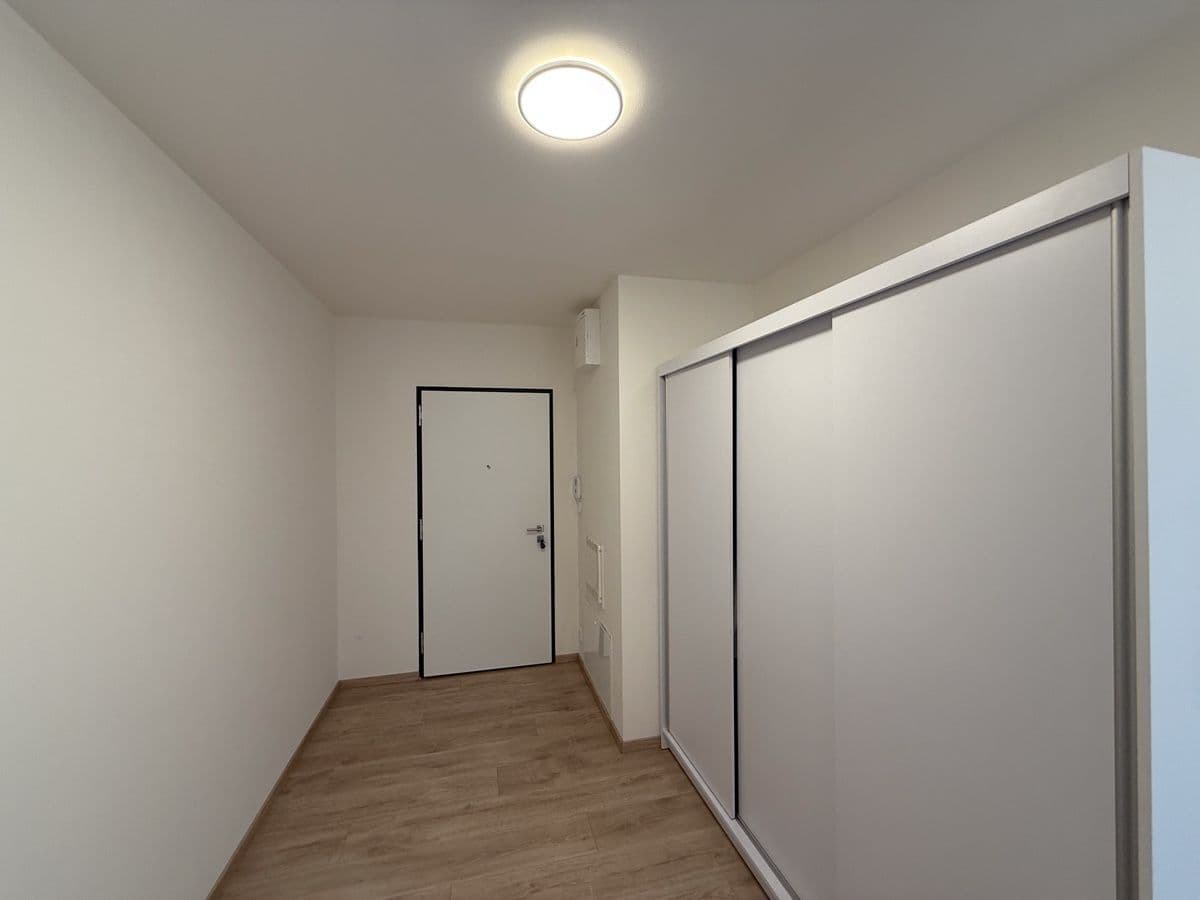 Pronájem bytu 2+kk 57 m², U Sluncové, Praha, Praha Pronájem bytu 2+kk 57 m², U Sluncové, Praha, Praha