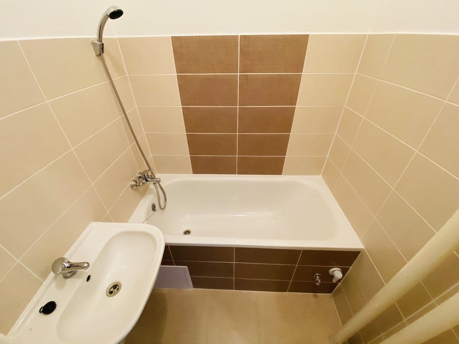 Pronájem bytu 2+1 51 m², Holubova, Karviná, Moravskoslezský kraj Pronájem bytu 2+1 51 m², Holubova, Karviná, Moravskoslezský kraj