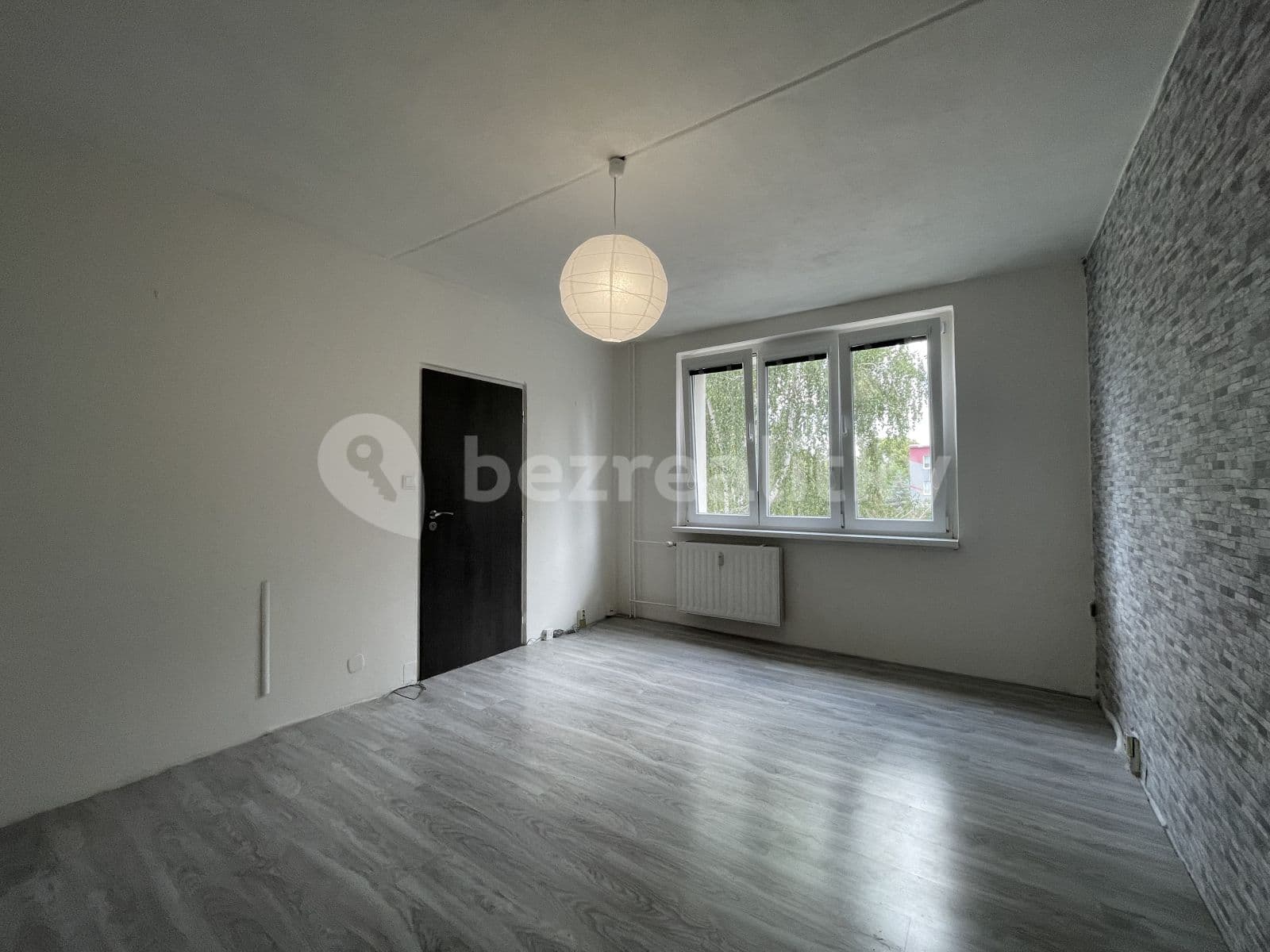 Pronájem bytu 1+1 35 m², Studentská, Jirkov, Ústecký kraj Pronájem bytu 1+1 35 m², Studentská, Jirkov, Ústecký kraj