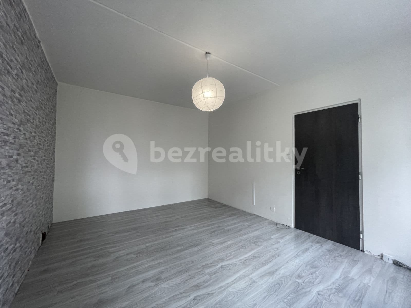 Pronájem bytu 1+1 35 m², Studentská, Jirkov, Ústecký kraj Pronájem bytu 1+1 35 m², Studentská, Jirkov, Ústecký kraj