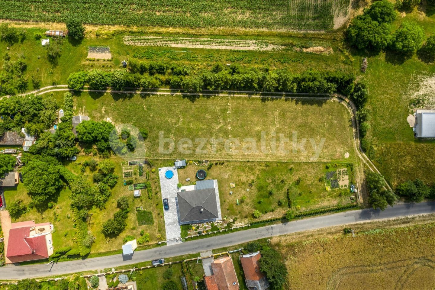 Prodej pozemku • 928 m²