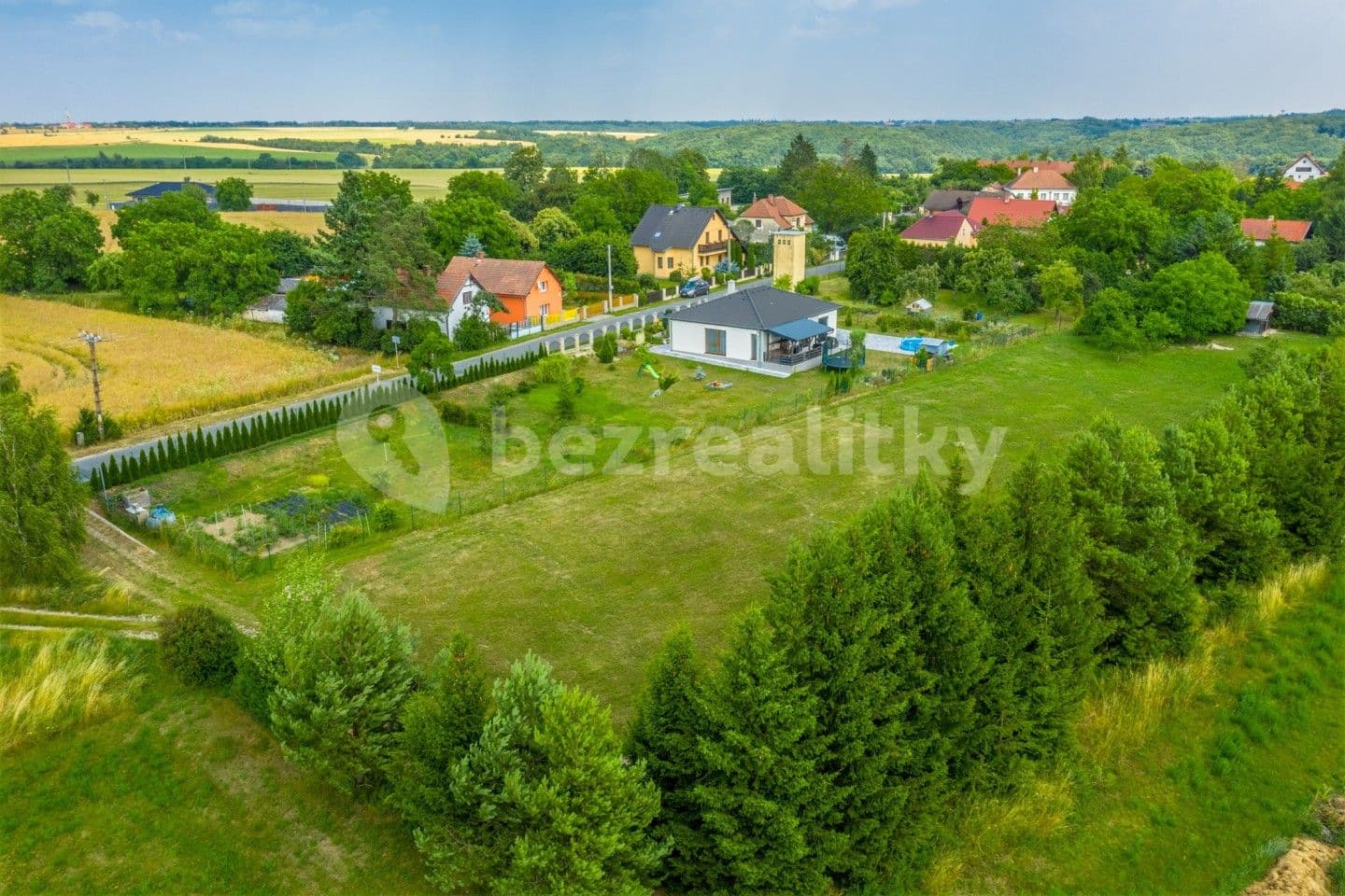 Prodej pozemku 928 m², Střemy, Středočeský kraj