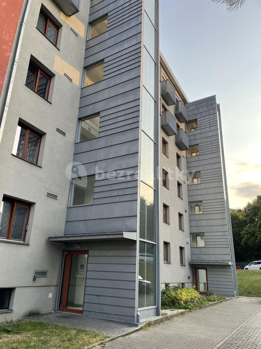 Pronájem bytu 1+kk 40 m², Na Lučinách, Praha, Praha Pronájem bytu 1+kk 40 m², Na Lučinách, Praha, Praha