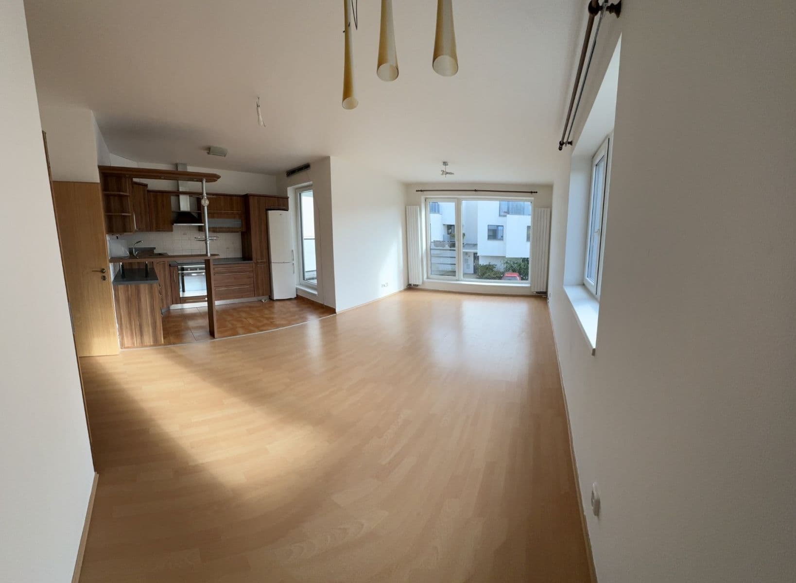 Prodej bytu 3+kk 93 m², Karlštejnská, Lety, Středočeský kraj Prodej bytu 3+kk 93 m², Karlštejnská, Lety, Středočeský kraj