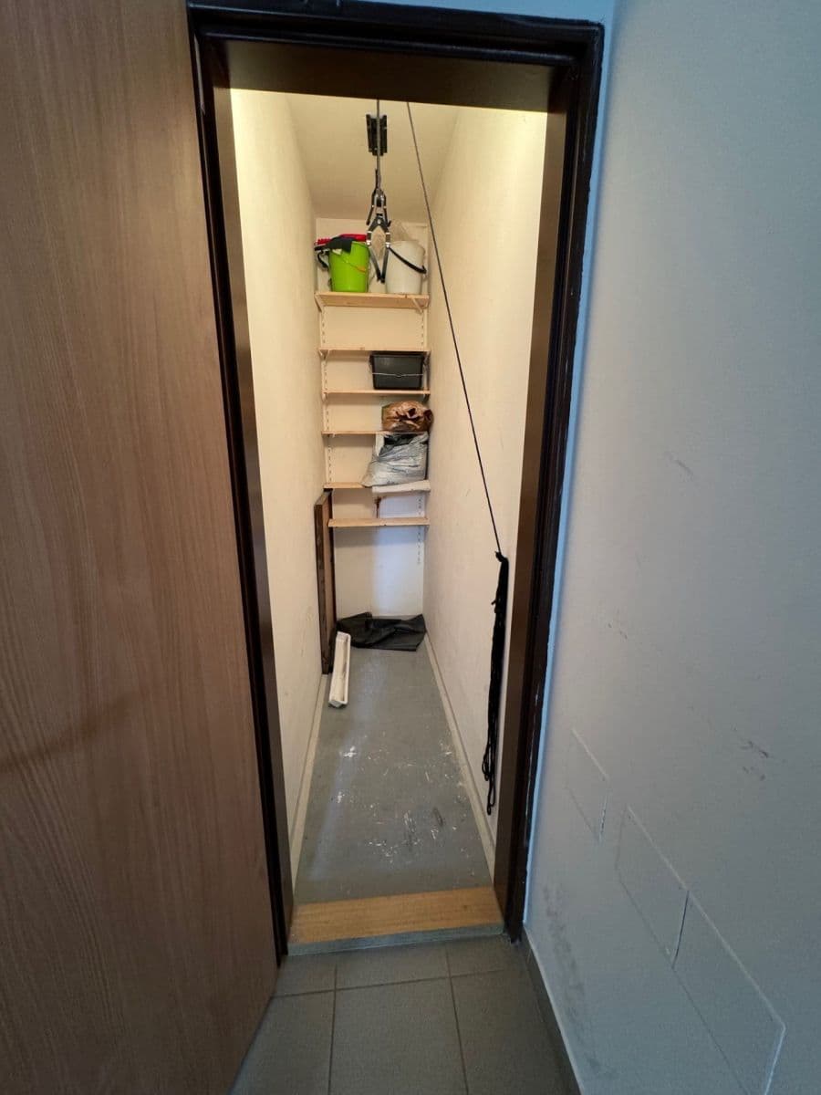 Prodej bytu 3+kk 93 m², Karlštejnská, Lety, Středočeský kraj Prodej bytu 3+kk 93 m², Karlštejnská, Lety, Středočeský kraj