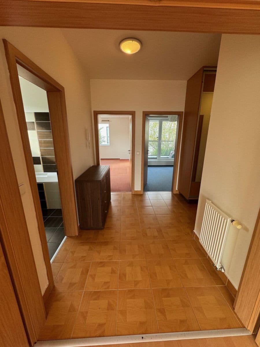 Prodej bytu 3+kk 93 m², Karlštejnská, Lety, Středočeský kraj Prodej bytu 3+kk 93 m², Karlštejnská, Lety, Středočeský kraj