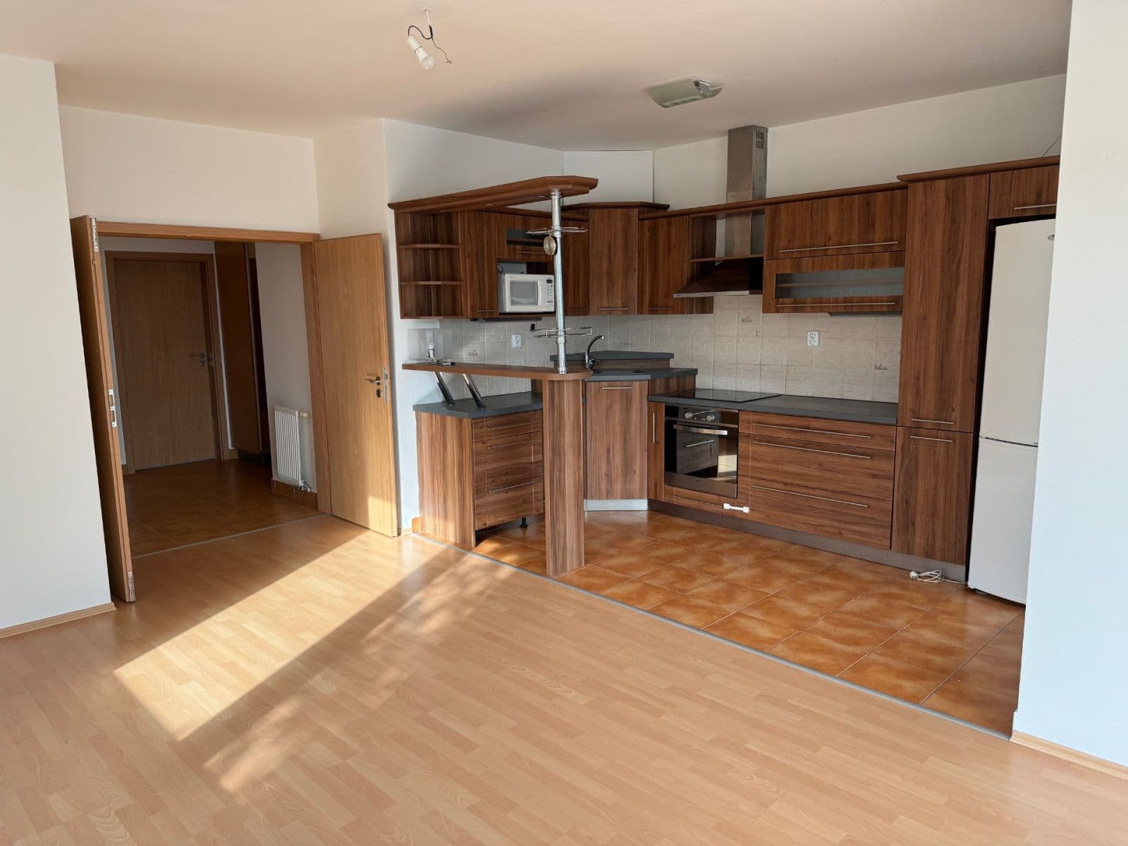 Prodej bytu 3+kk 93 m², Karlštejnská, Lety, Středočeský kraj Prodej bytu 3+kk 93 m², Karlštejnská, Lety, Středočeský kraj