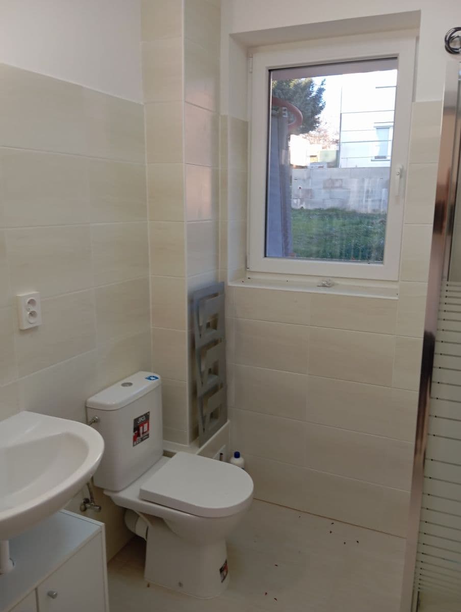 Pronájem bytu 2+kk 70 m², Hejtmanská, Praha, Praha Pronájem bytu 2+kk 70 m², Hejtmanská, Praha, Praha