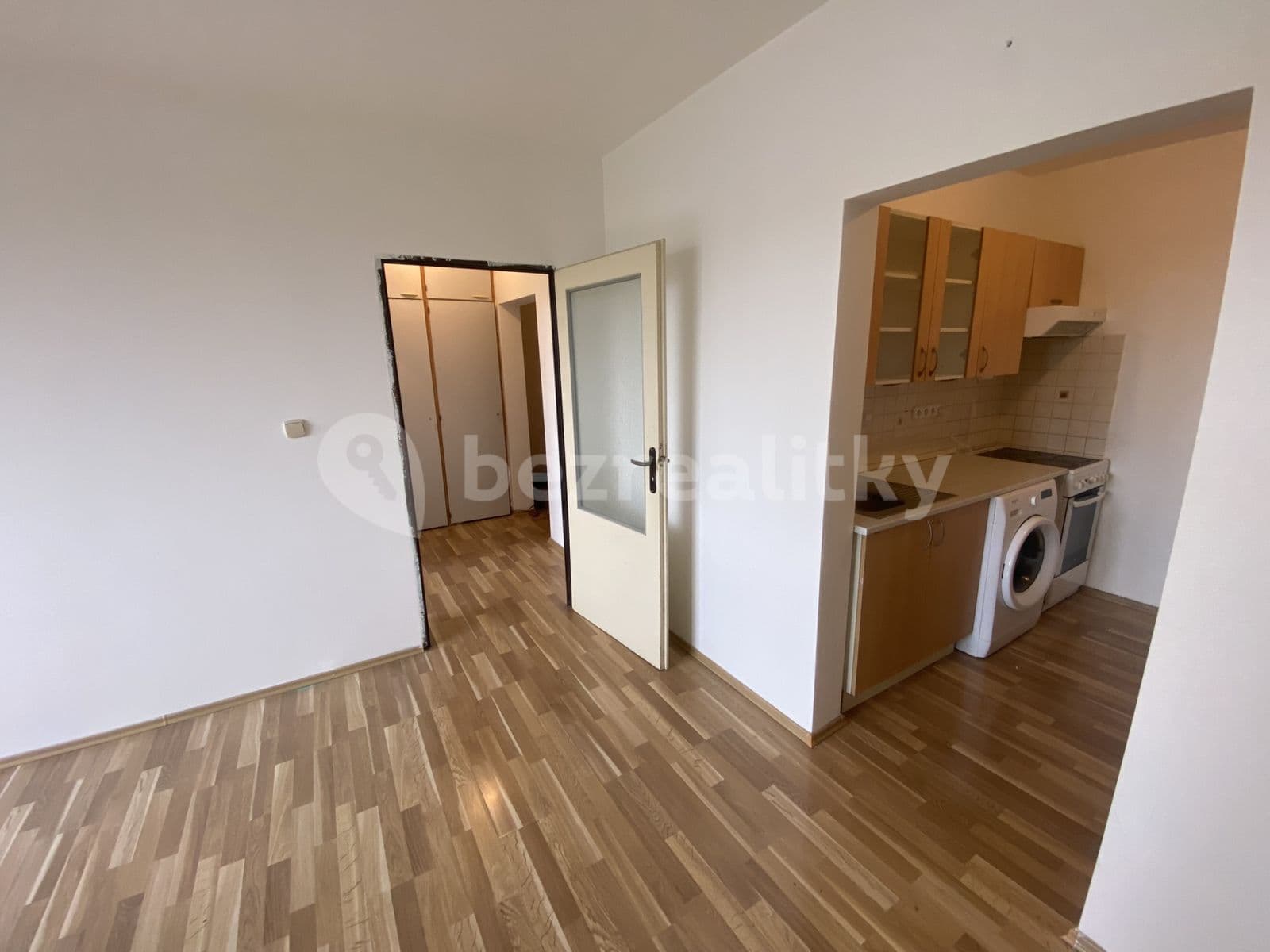 Pronájem bytu 2+kk 43 m², Ohradní, Praha, Praha Pronájem bytu 2+kk 43 m², Ohradní, Praha, Praha