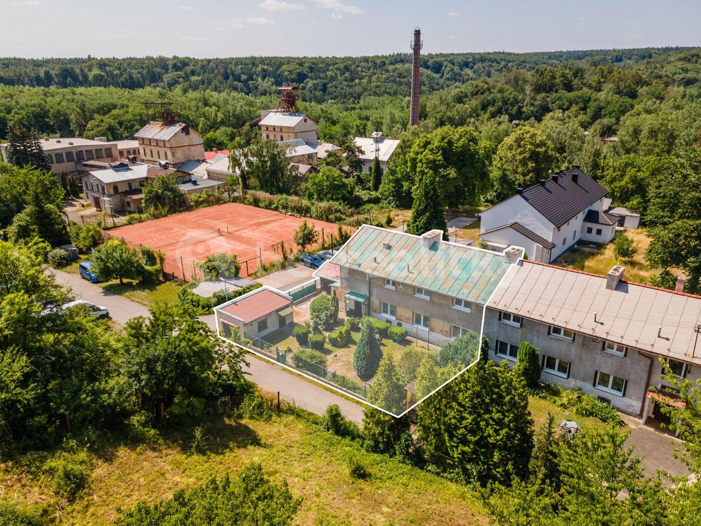 Prodej domu 160 m², pozemek 350 m², Vinařice, Středočeský kraj
