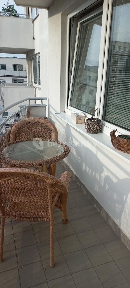 Pronájem bytu 1+kk 33 m², Podpěrova, Brno, Jihomoravský kraj Pronájem bytu 1+kk 33 m², Podpěrova, Brno, Jihomoravský kraj