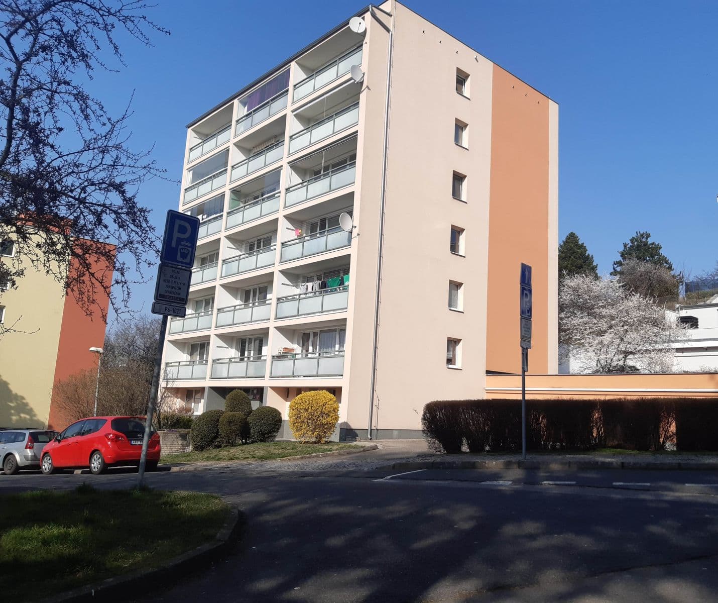 Pronájem bytu 2+1 46 m², V Křovinách, Praha, Praha Pronájem bytu 2+1 46 m², V Křovinách, Praha, Praha