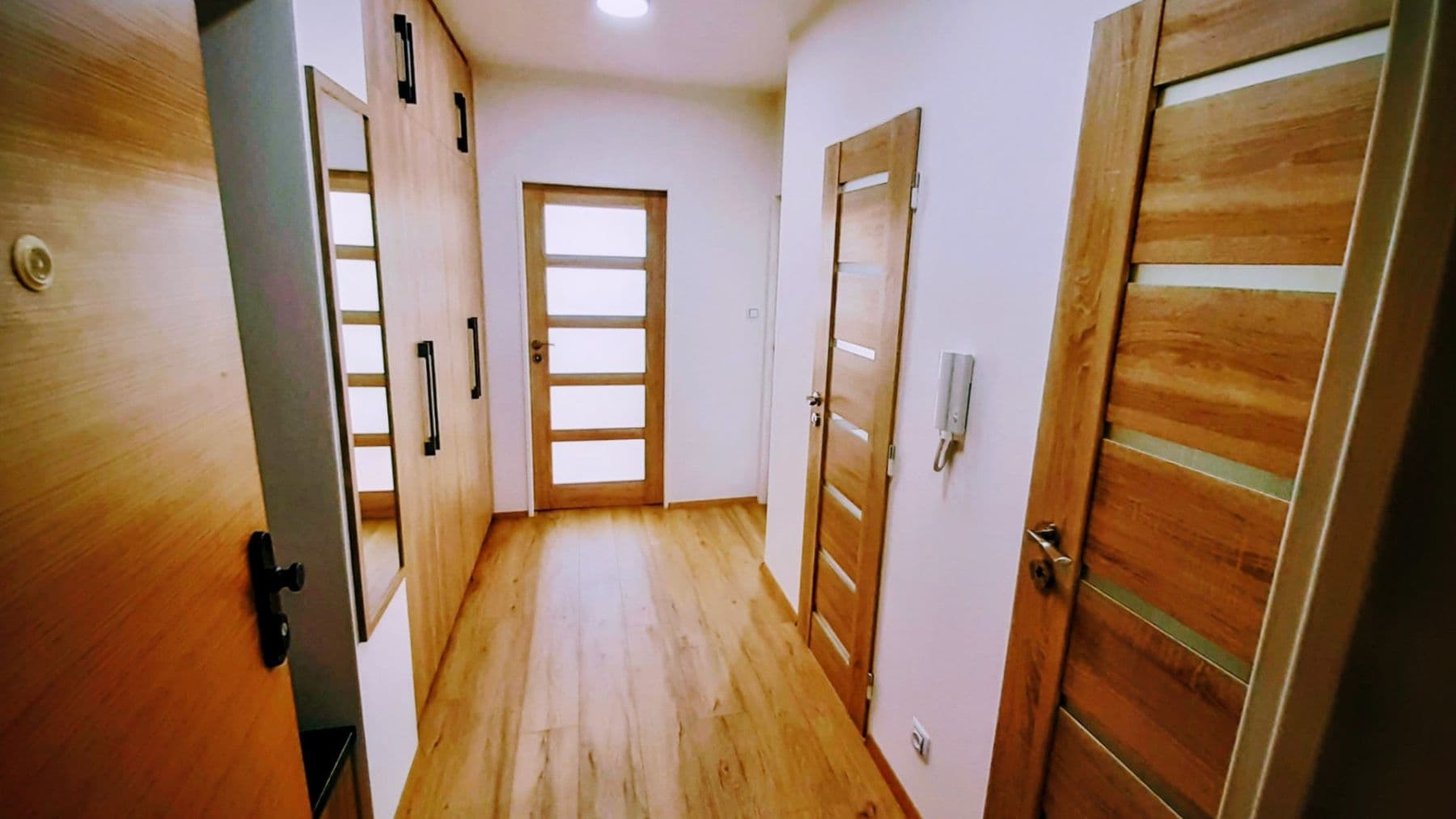 Pronájem bytu 2+1 46 m², V Křovinách, Praha, Praha Pronájem bytu 2+1 46 m², V Křovinách, Praha, Praha