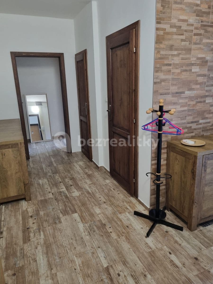 Pronájem bytu 2+1 56 m², Mikovcova, Česká Lípa, Liberecký kraj Pronájem bytu 2+1 56 m², Mikovcova, Česká Lípa, Liberecký kraj