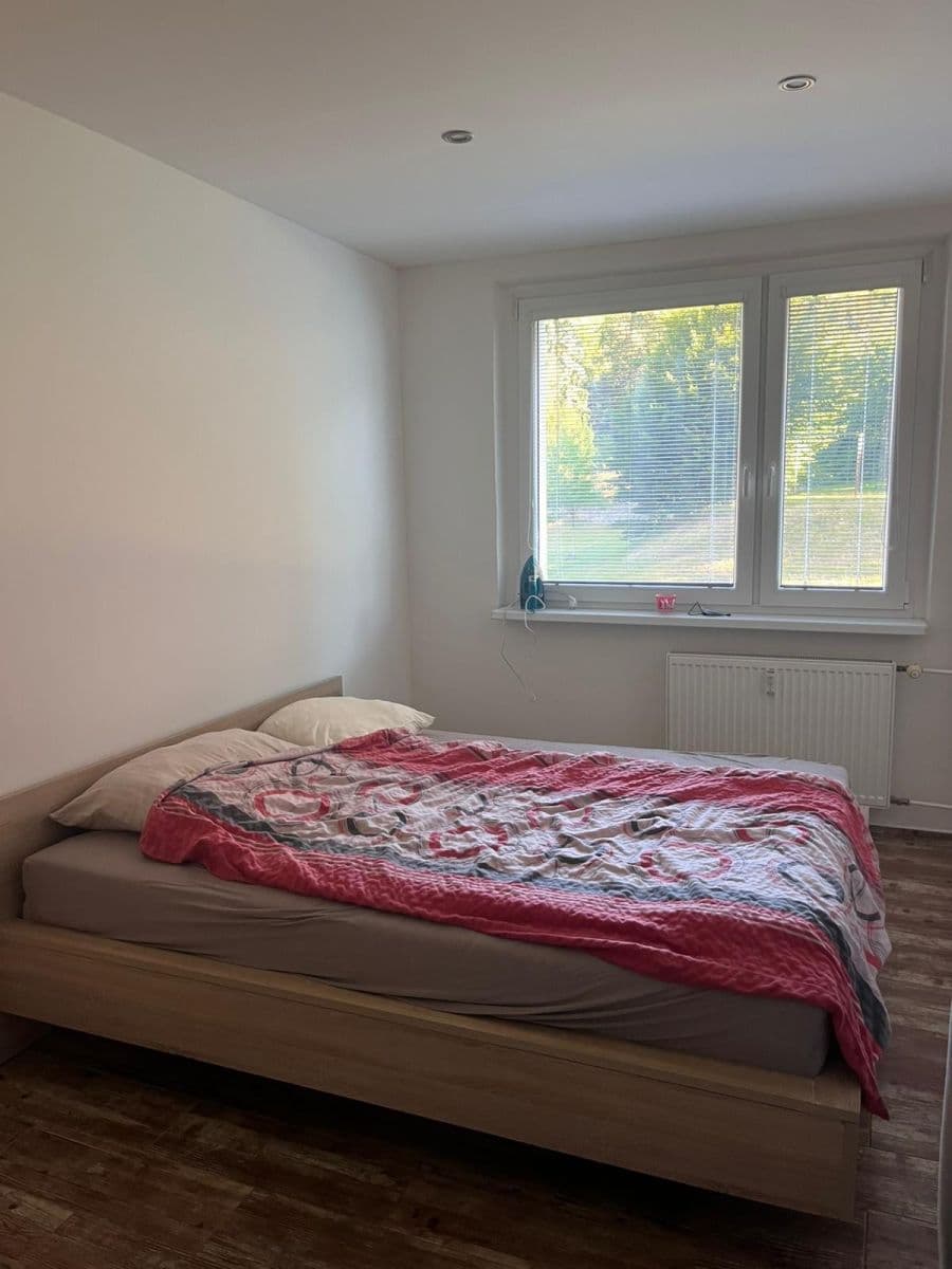 Pronájem bytu 2+1 56 m², Mikovcova, Česká Lípa, Liberecký kraj Pronájem bytu 2+1 56 m², Mikovcova, Česká Lípa, Liberecký kraj