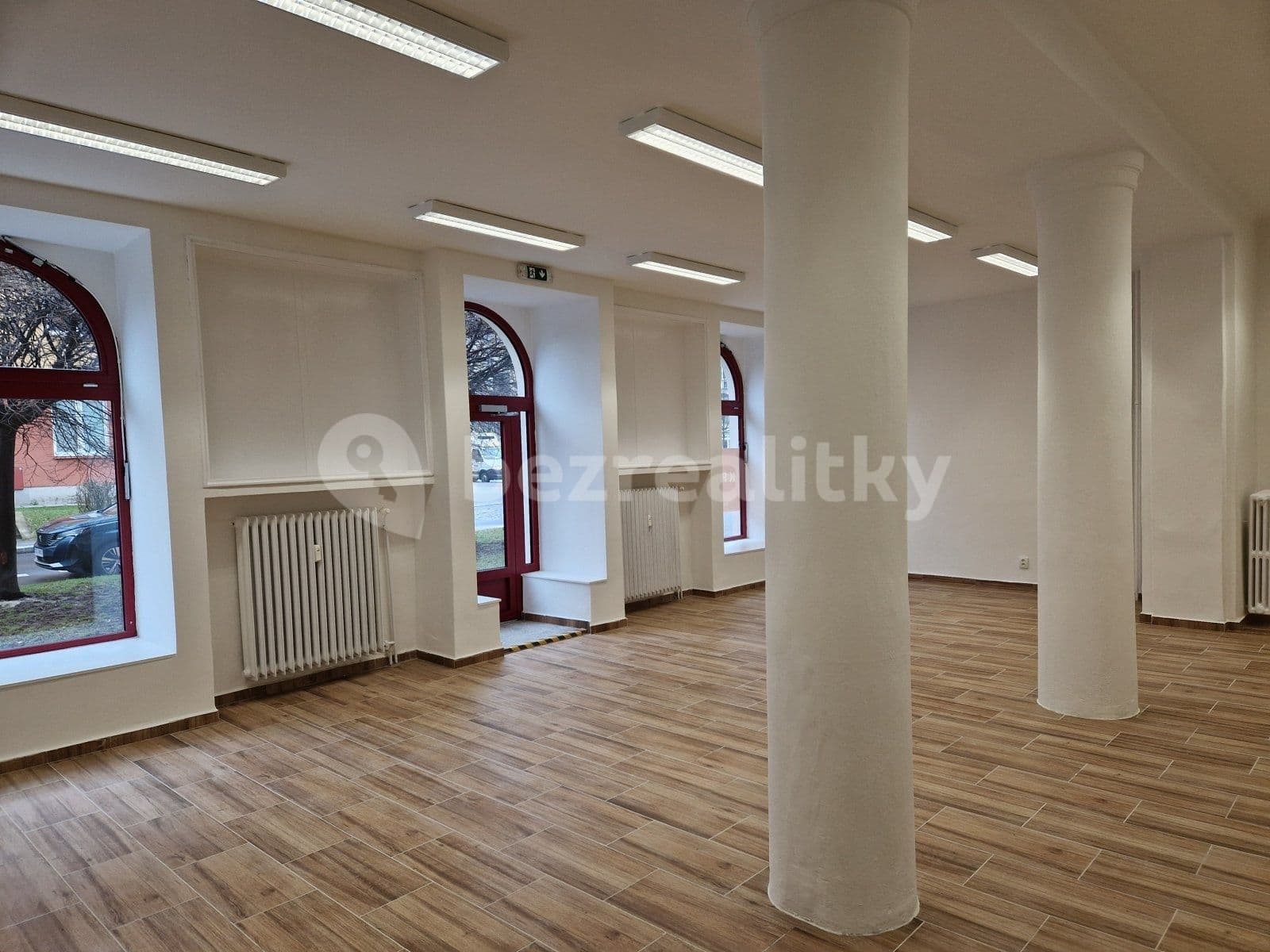 Pronájem nebytového prostoru 86 m², Hlavní třída, Havířov, Moravskoslezský kraj