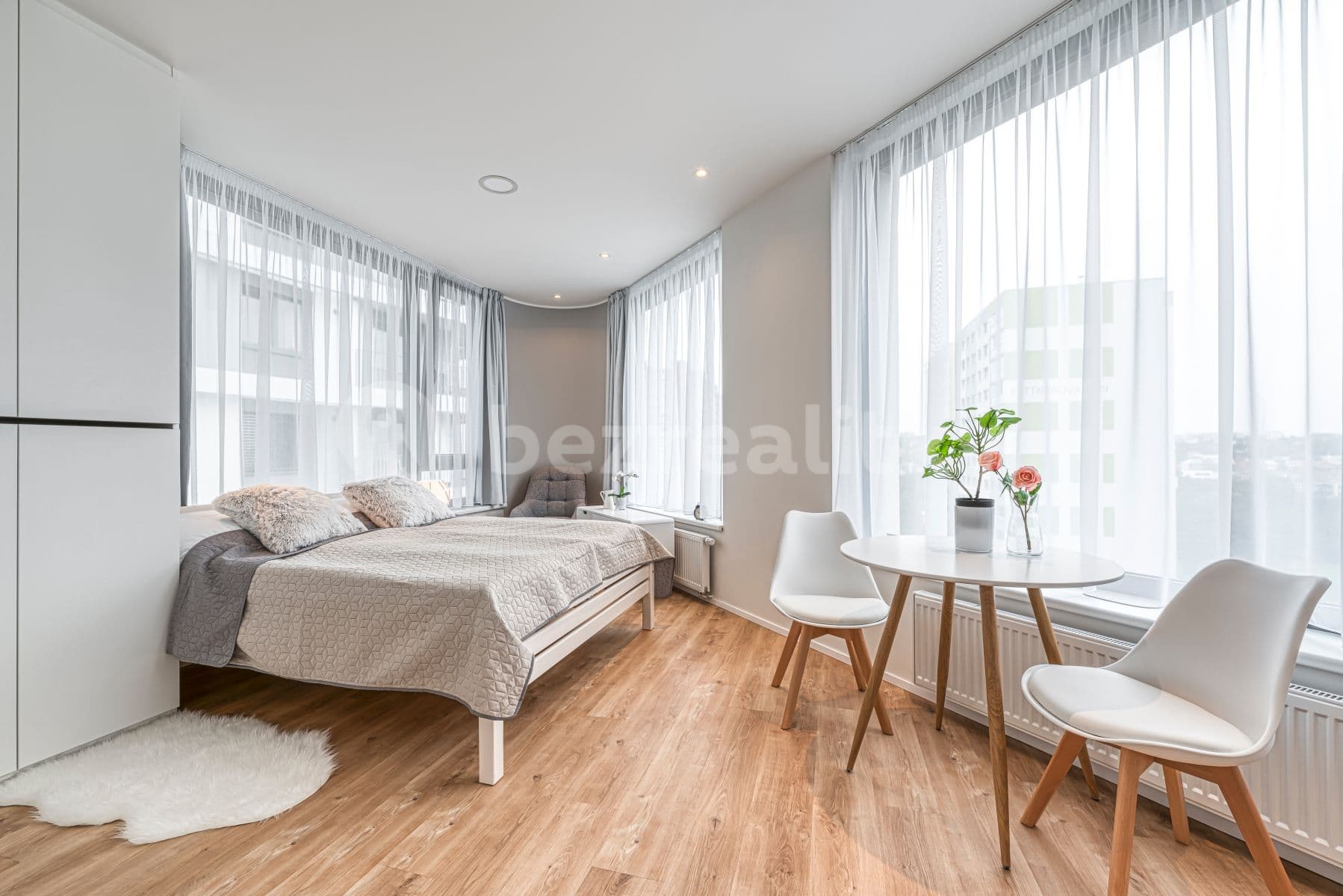 Pronájem bytu 1+kk 26 m², Mukařovského, Praha, Praha Pronájem bytu 1+kk 26 m², Mukařovského, Praha, Praha
