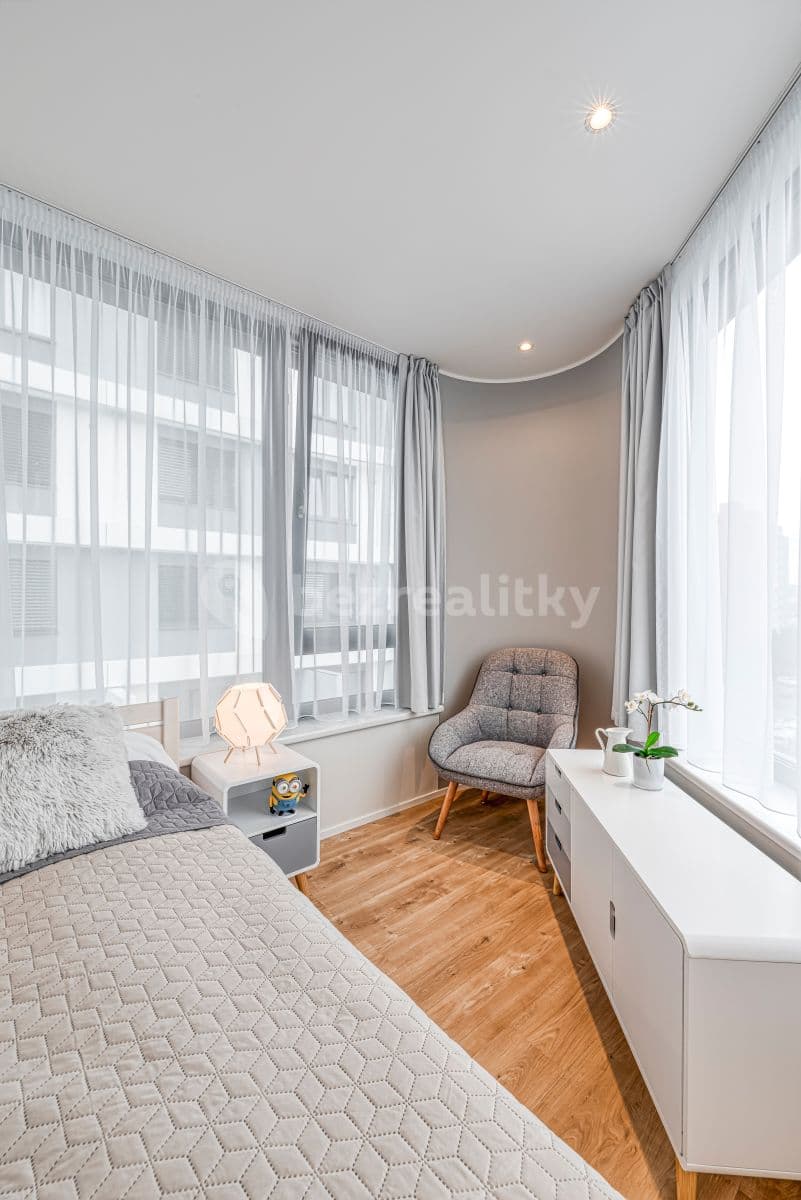 Pronájem bytu 1+kk 26 m², Mukařovského, Praha, Praha Pronájem bytu 1+kk 26 m², Mukařovského, Praha, Praha