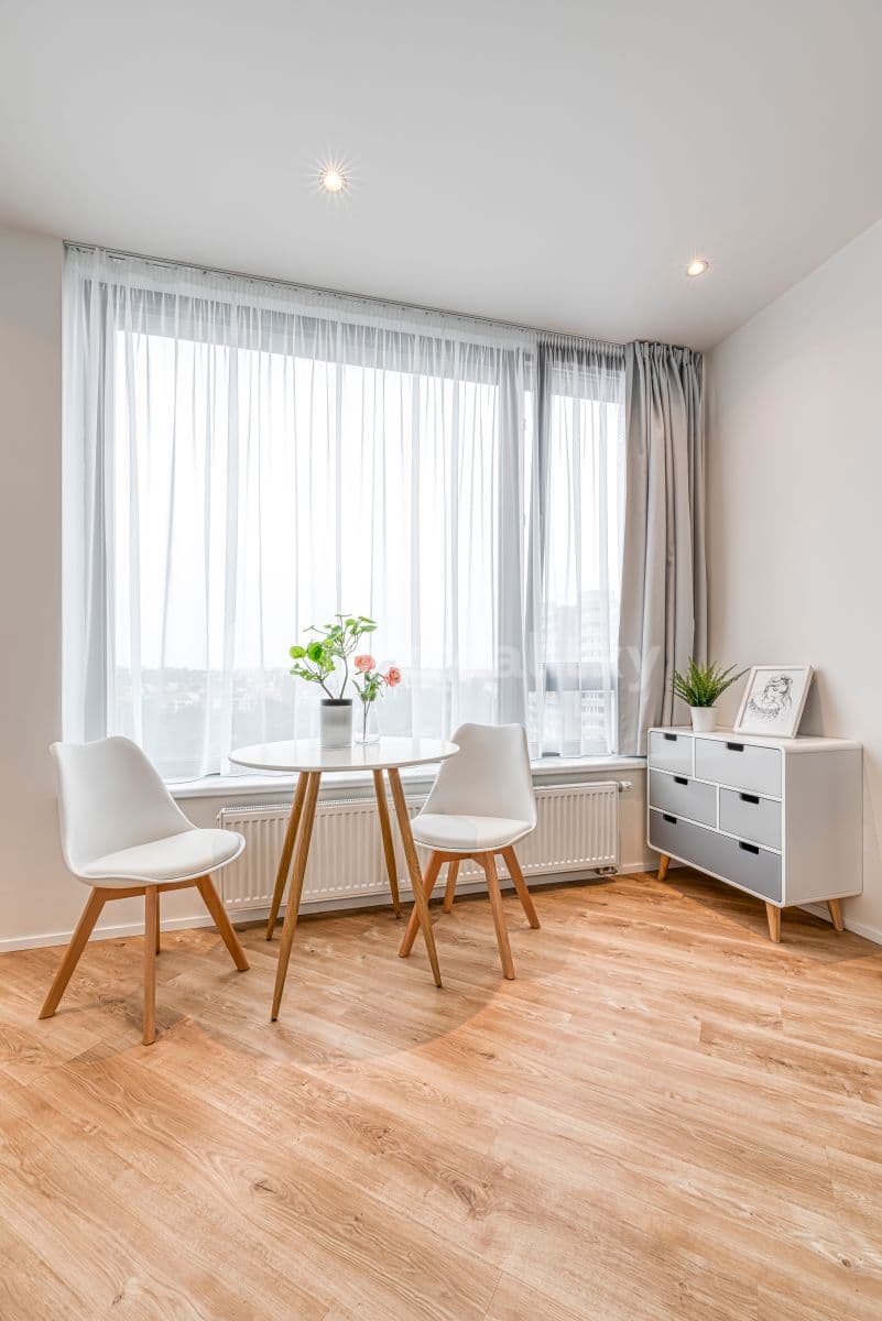 Pronájem bytu 1+kk 26 m², Mukařovského, Praha, Praha Pronájem bytu 1+kk 26 m², Mukařovského, Praha, Praha