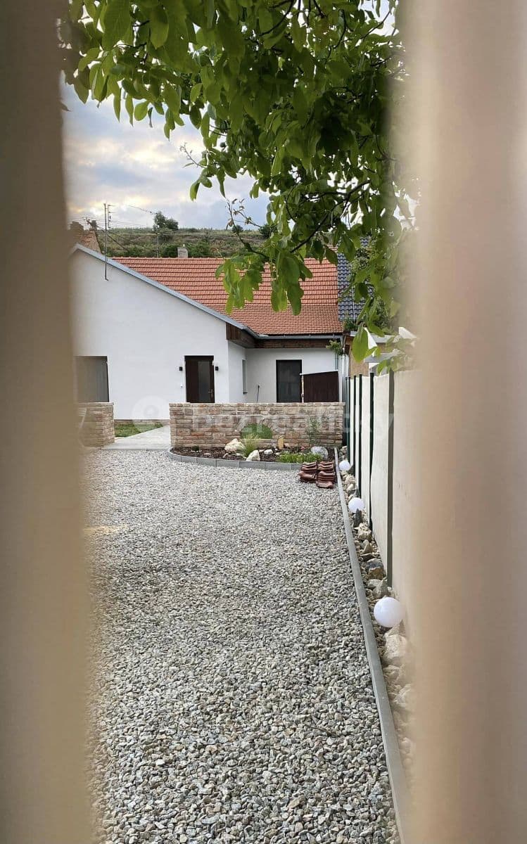 Pronájem chaty, chalupy, Milovice, Jihomoravský kraj Pronájem chaty, chalupy, Milovice, Jihomoravský kraj