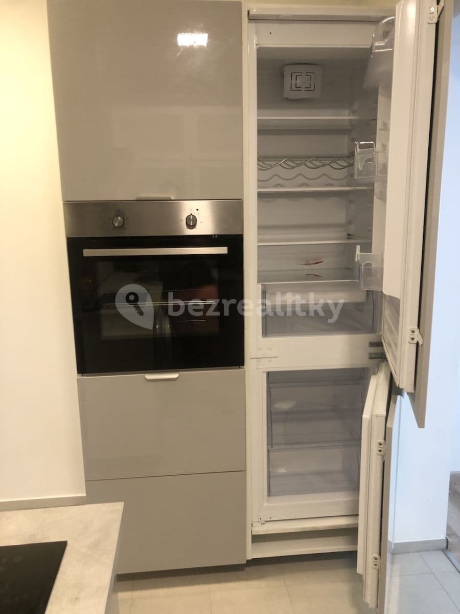 Pronájem bytu 1+kk 24 m², Na Vyhlídce, Rosice, Jihomoravský kraj Pronájem bytu 1+kk 24 m², Na Vyhlídce, Rosice, Jihomoravský kraj