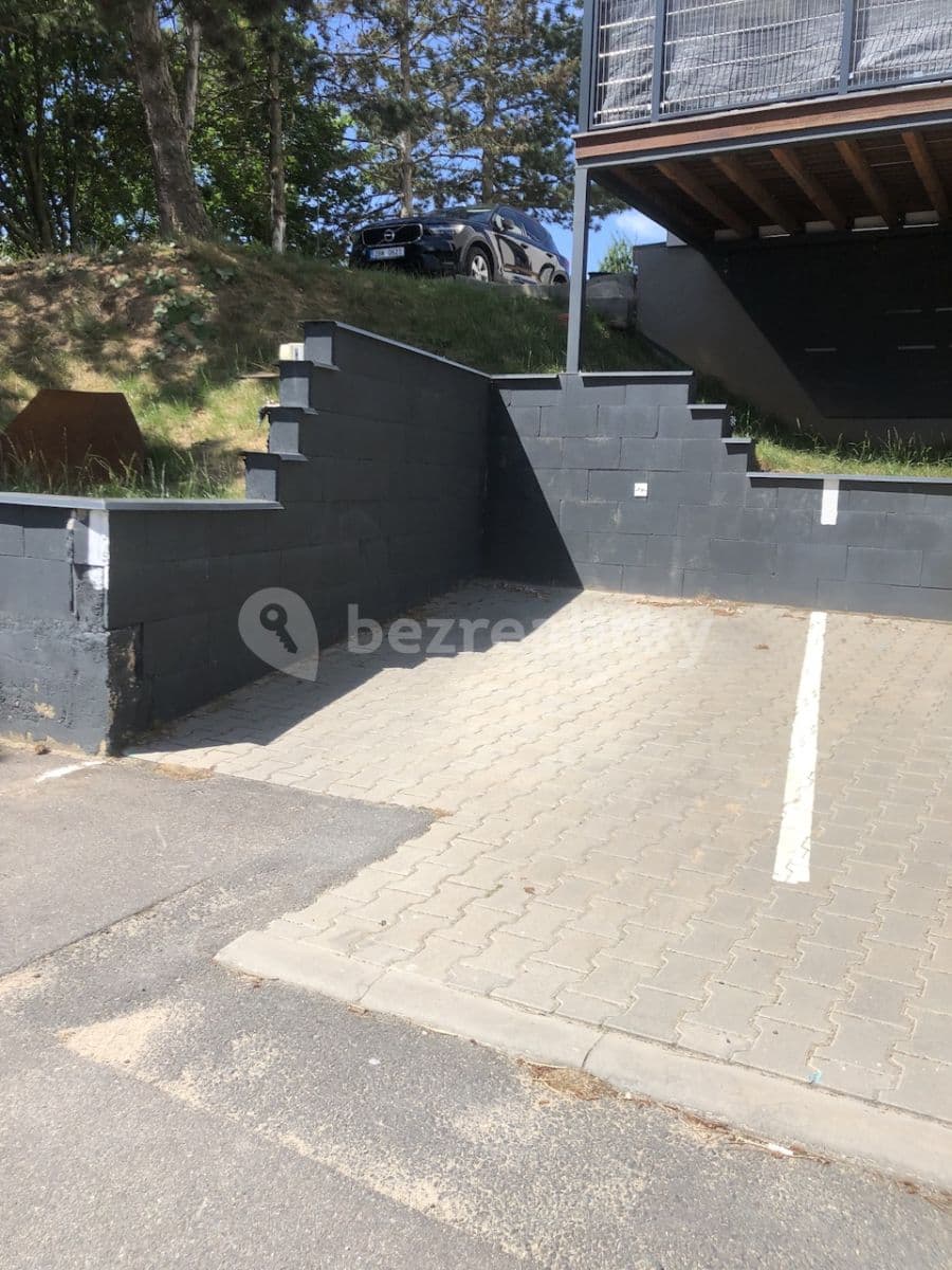 Pronájem bytu 1+kk 24 m², Na Vyhlídce, Rosice, Jihomoravský kraj Pronájem bytu 1+kk 24 m², Na Vyhlídce, Rosice, Jihomoravský kraj