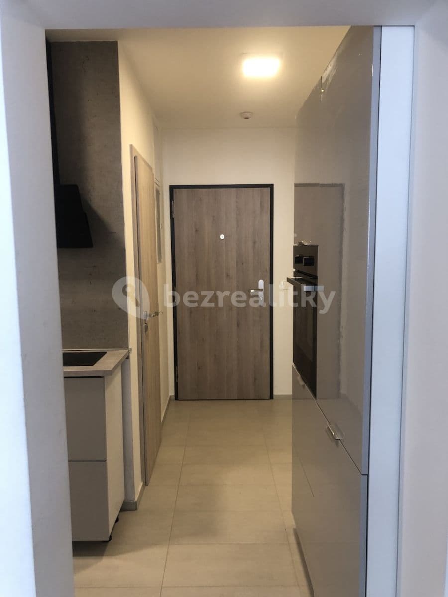 Pronájem bytu 1+kk 24 m², Na Vyhlídce, Rosice, Jihomoravský kraj Pronájem bytu 1+kk 24 m², Na Vyhlídce, Rosice, Jihomoravský kraj