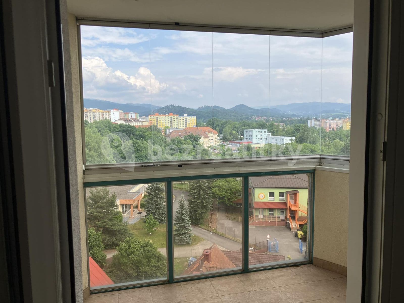Pronájem bytu 2+1 65 m², Svazarmovská, Rožnov pod Radhoštěm, Zlínský kraj Pronájem bytu 2+1 65 m², Svazarmovská, Rožnov pod Radhoštěm, Zlínský kraj