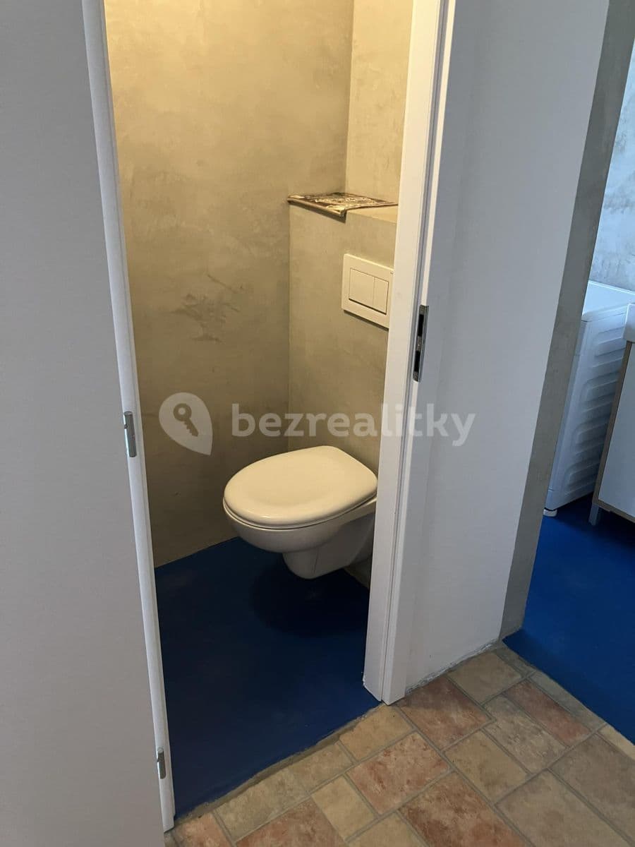 Pronájem bytu 2+1 65 m², Svazarmovská, Rožnov pod Radhoštěm, Zlínský kraj Pronájem bytu 2+1 65 m², Svazarmovská, Rožnov pod Radhoštěm, Zlínský kraj