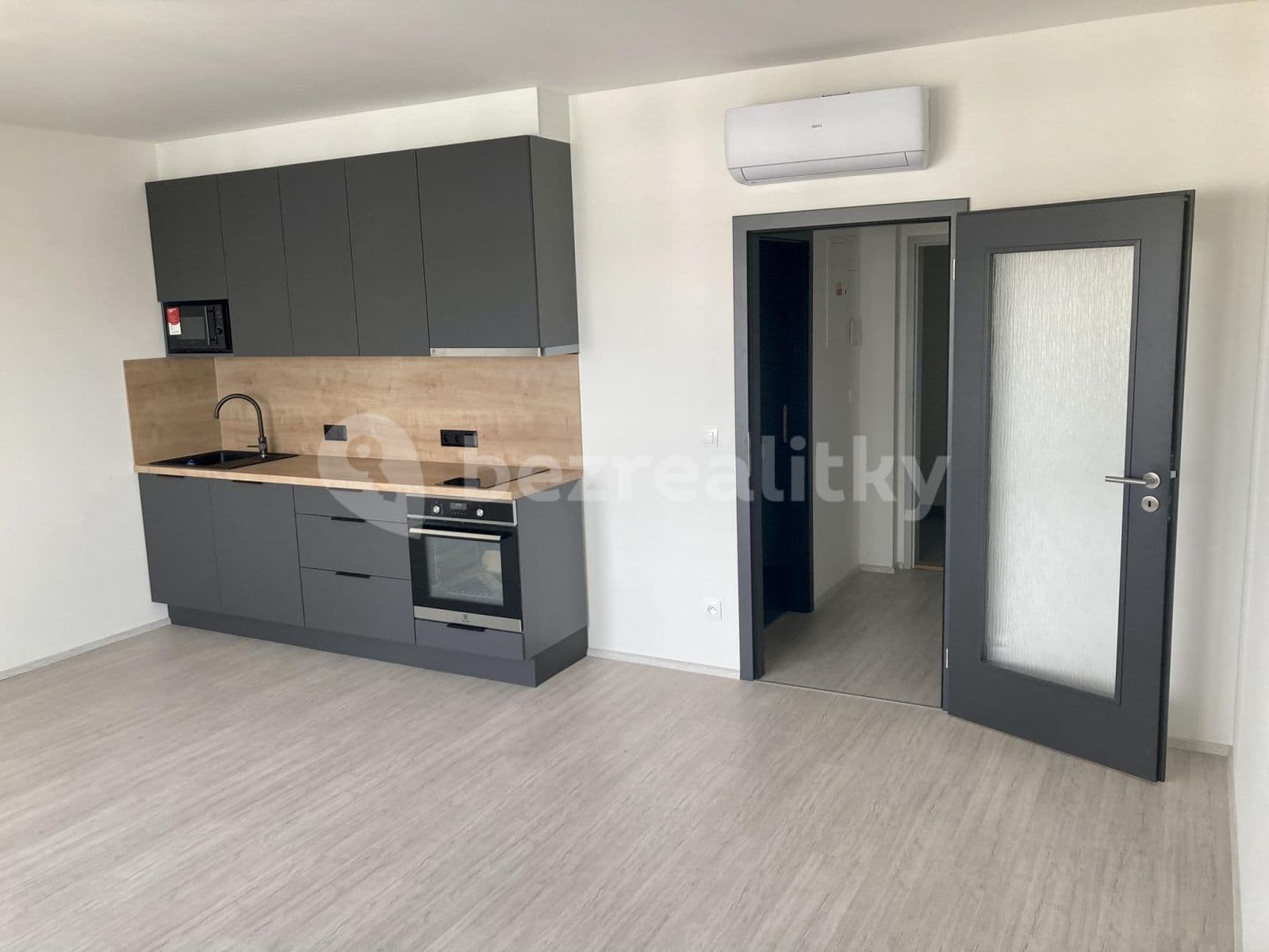 Pronájem bytu 1+kk 34 m², Sedlářova, Praha, Praha Pronájem bytu 1+kk 34 m², Sedlářova, Praha, Praha