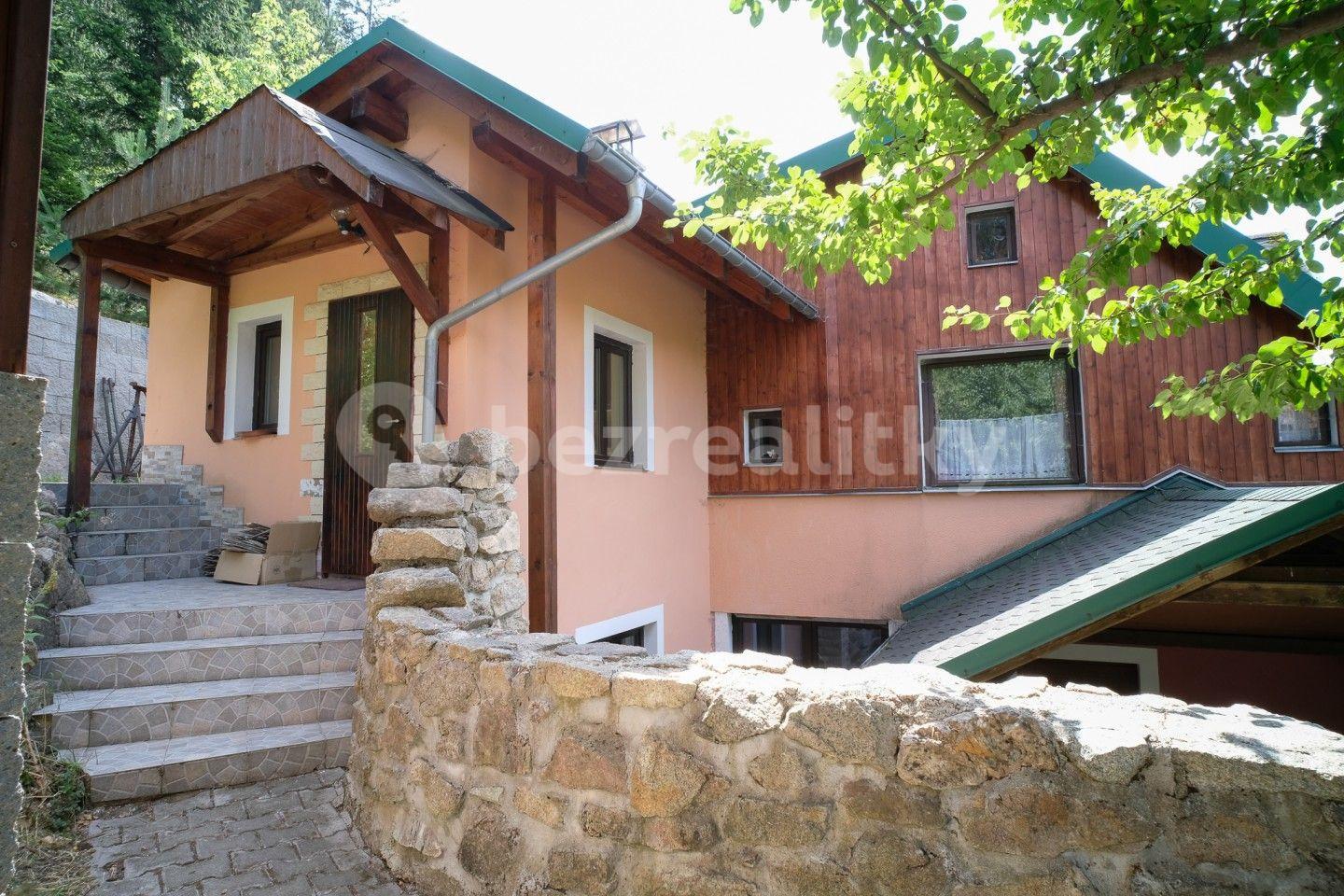 Prodej domu 281 m², pozemek 1.580 m², Jiřího z Poděbrad, Nejdek, Karlovarský kraj