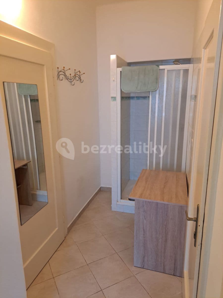 Pronájem bytu Garsoniéra 21 m², Hoblíkova, Brno, Jihomoravský kraj Pronájem bytu Garsoniéra 21 m², Hoblíkova, Brno, Jihomoravský kraj