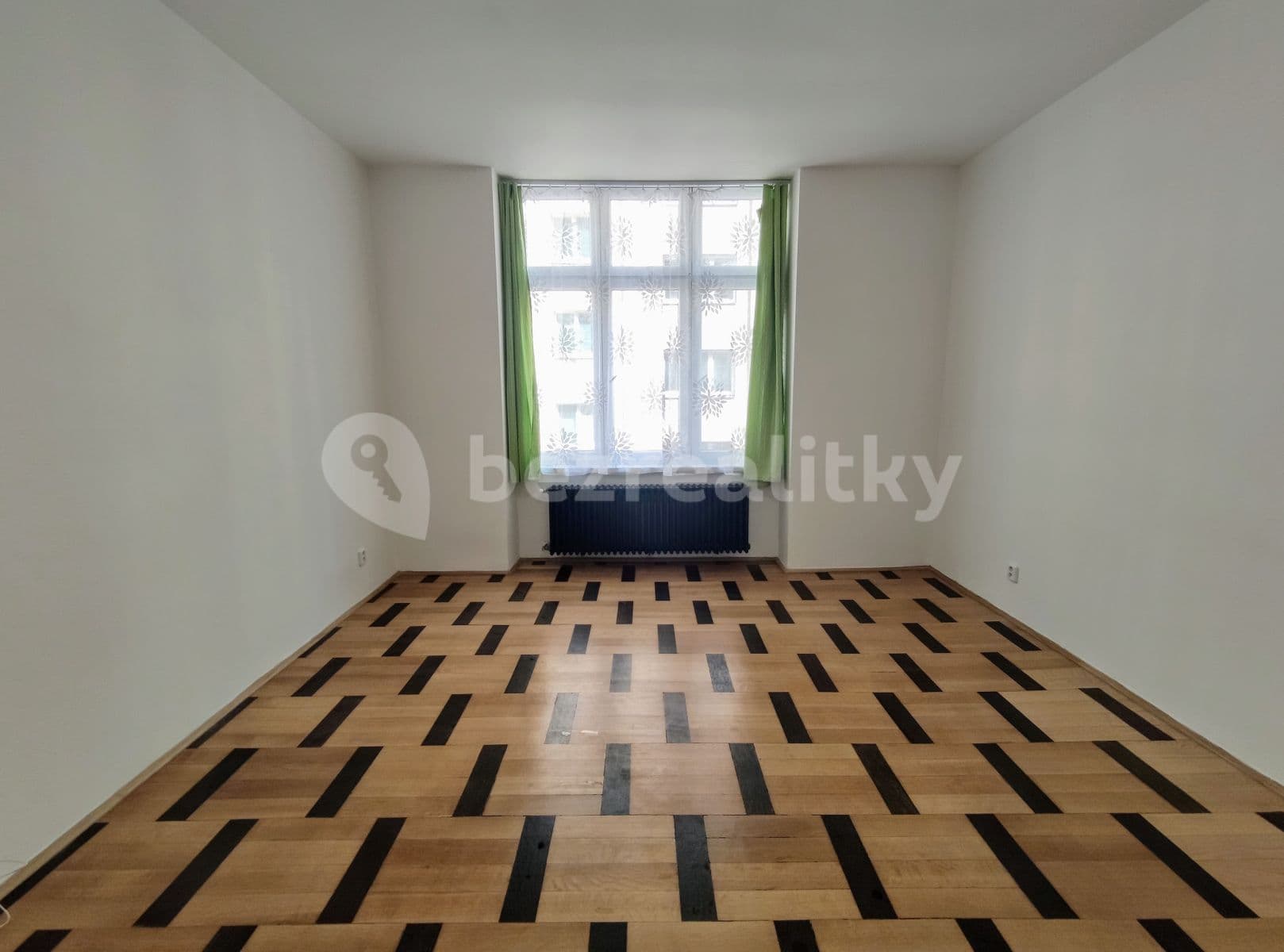 Pronájem bytu 1+1 48 m², Koperníkova, Plzeň, Plzeňský kraj Pronájem bytu 1+1 48 m², Koperníkova, Plzeň, Plzeňský kraj
